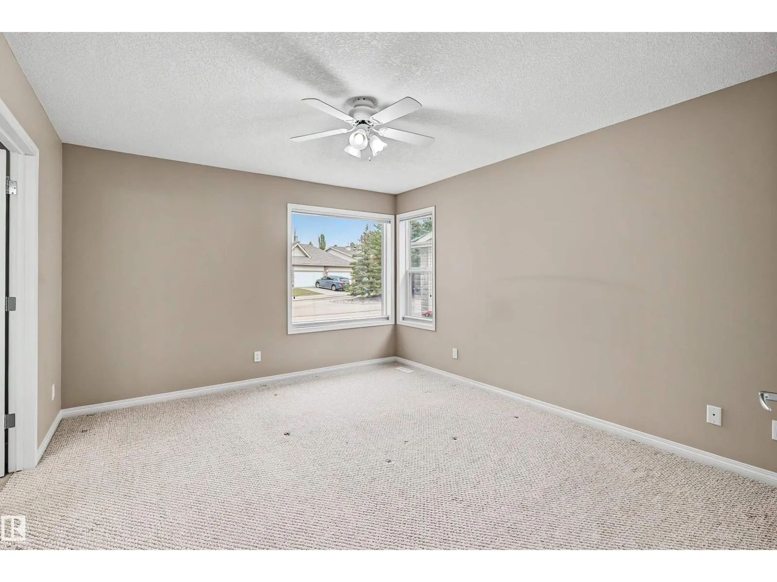 #6 2031 BRENNAN CR NW