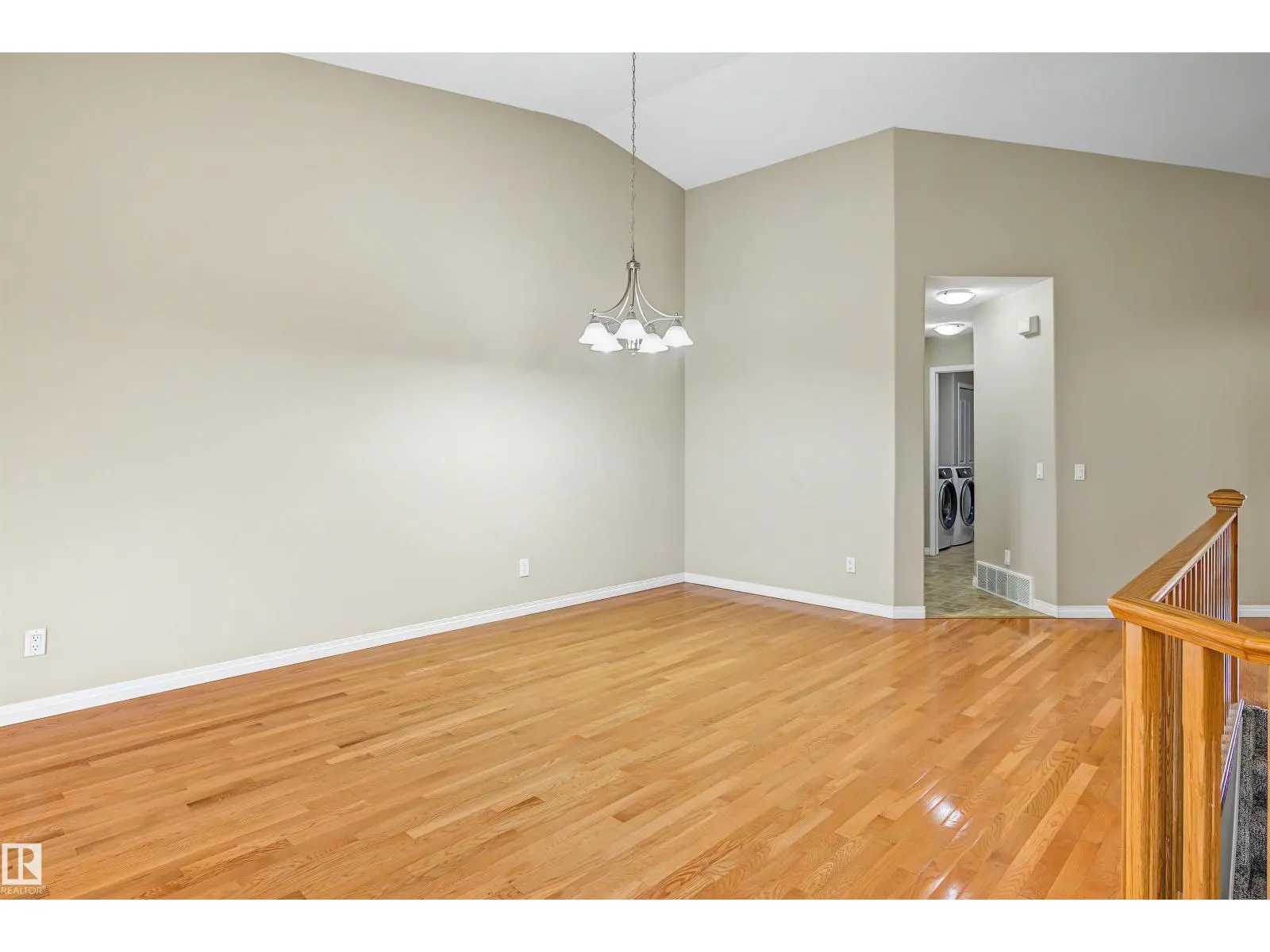 #6 2031 BRENNAN CR NW