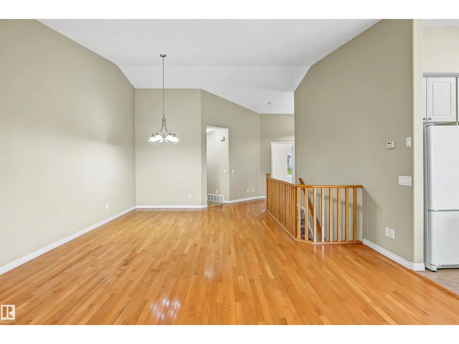 #6 2031 BRENNAN CR NW