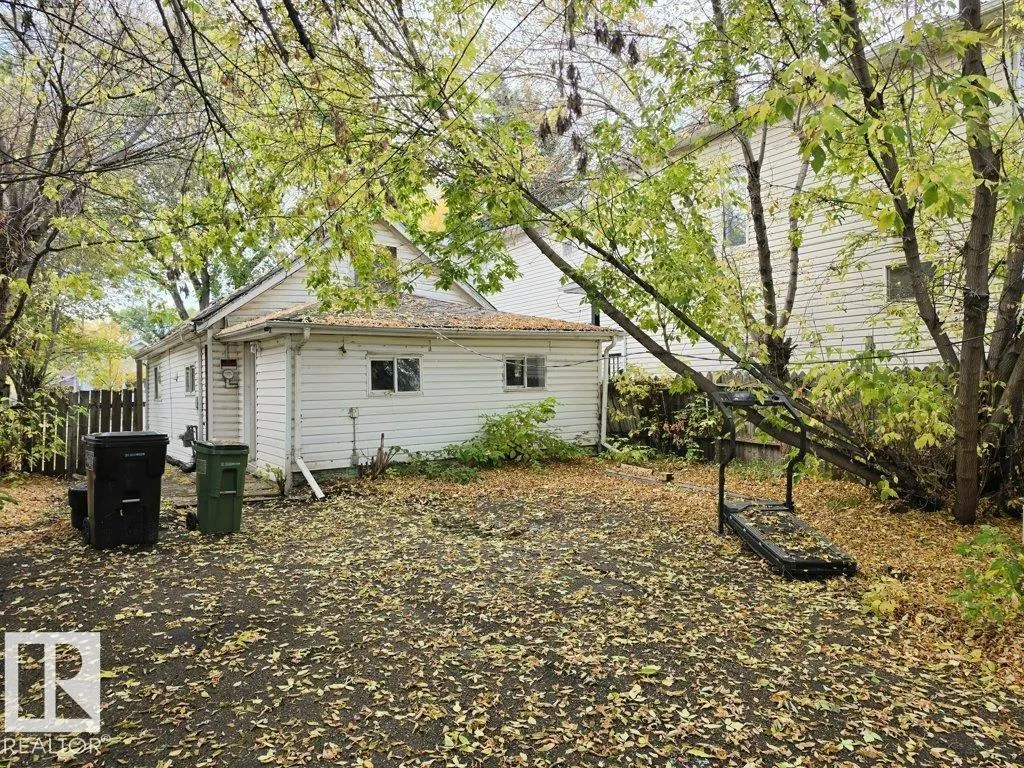 11911 77 ST NW