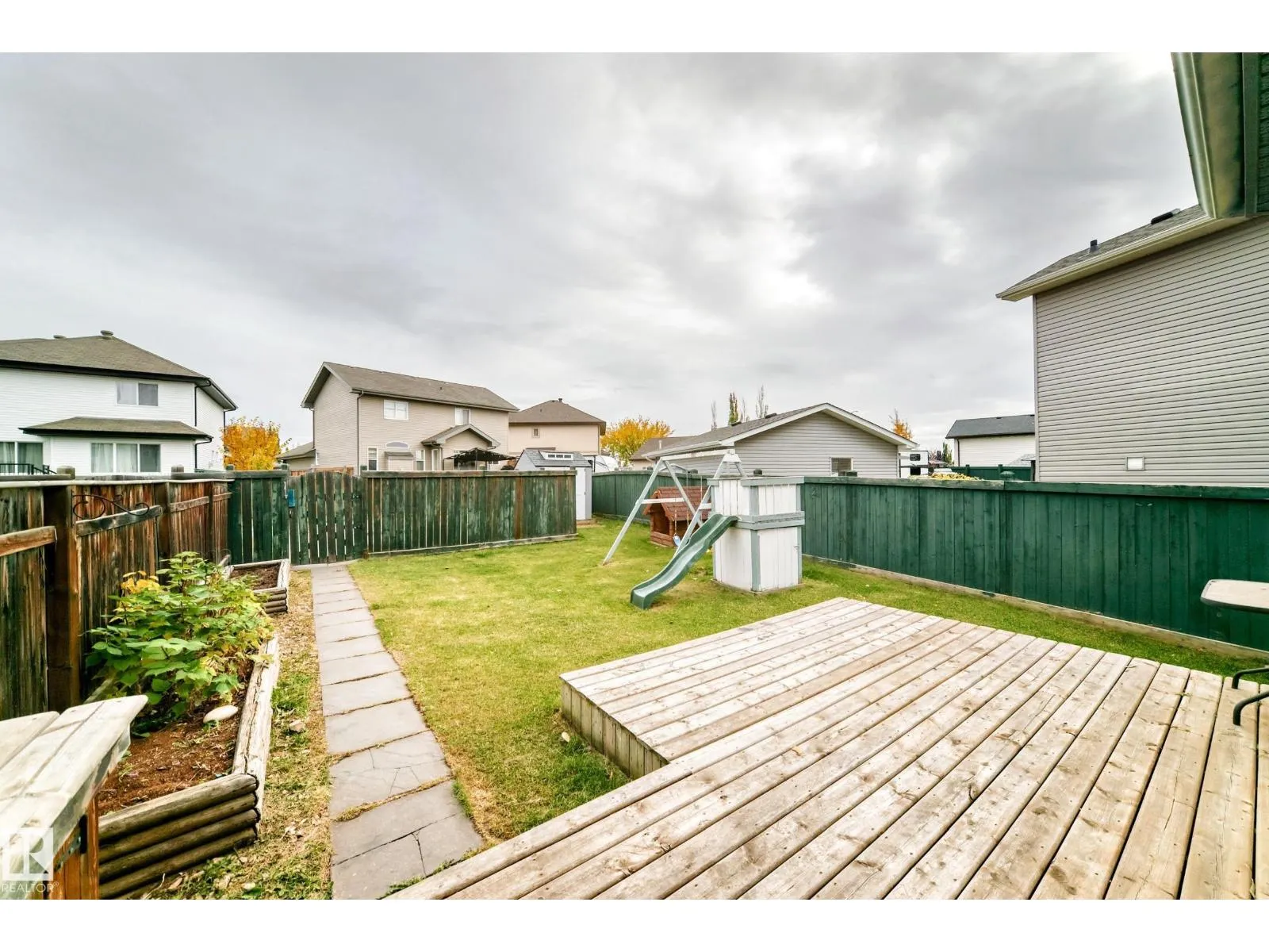 8 SPRUCE VILLAGE WY