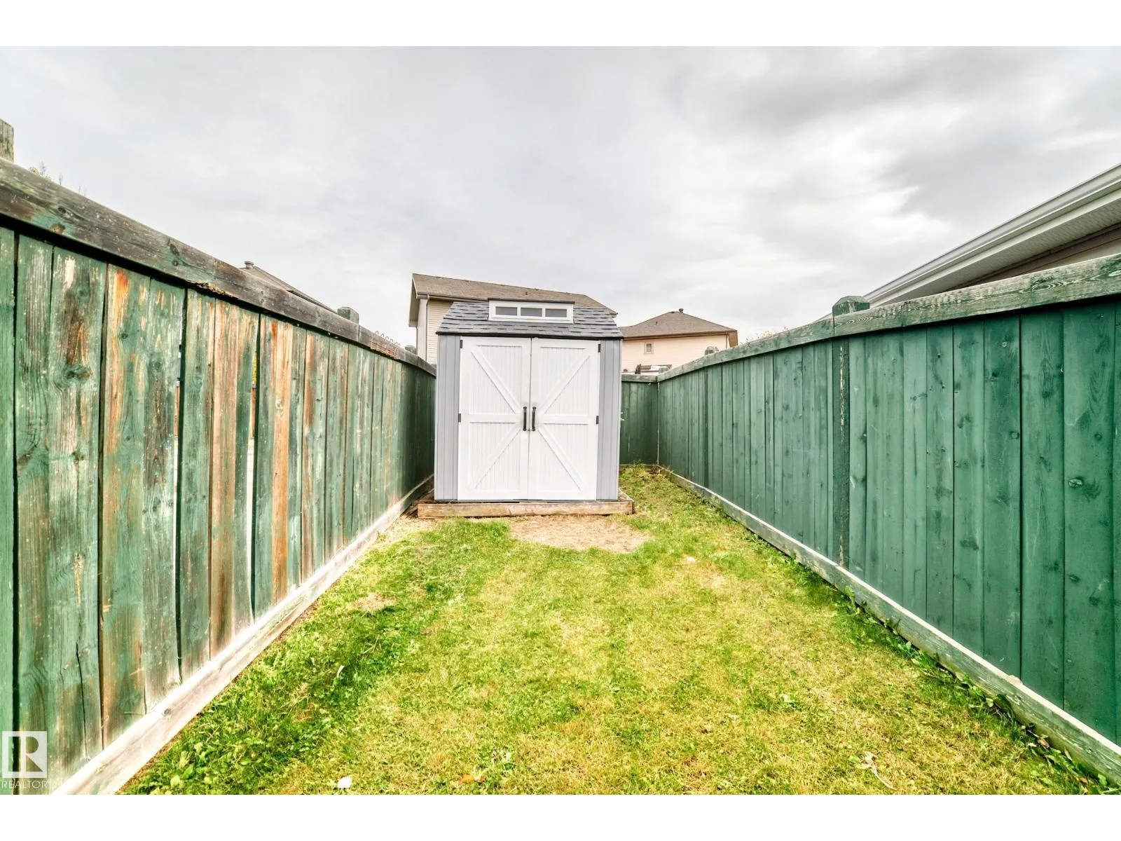 8 SPRUCE VILLAGE WY