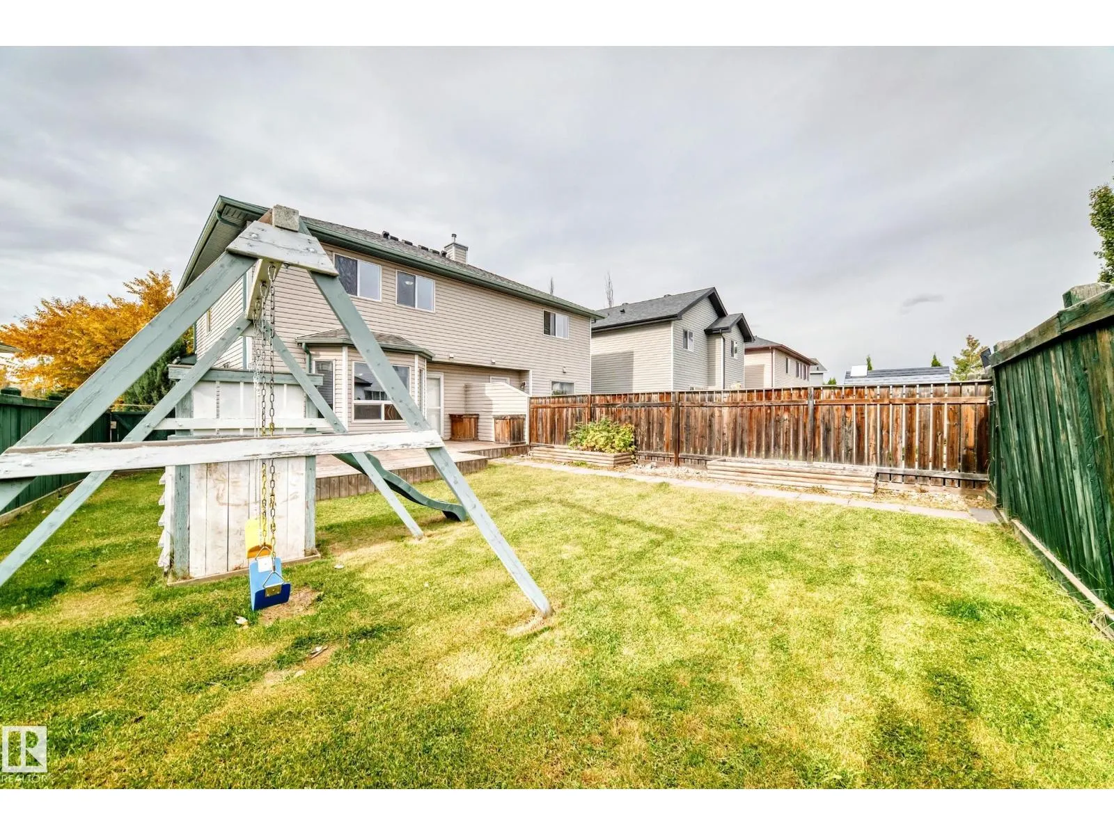 8 SPRUCE VILLAGE WY