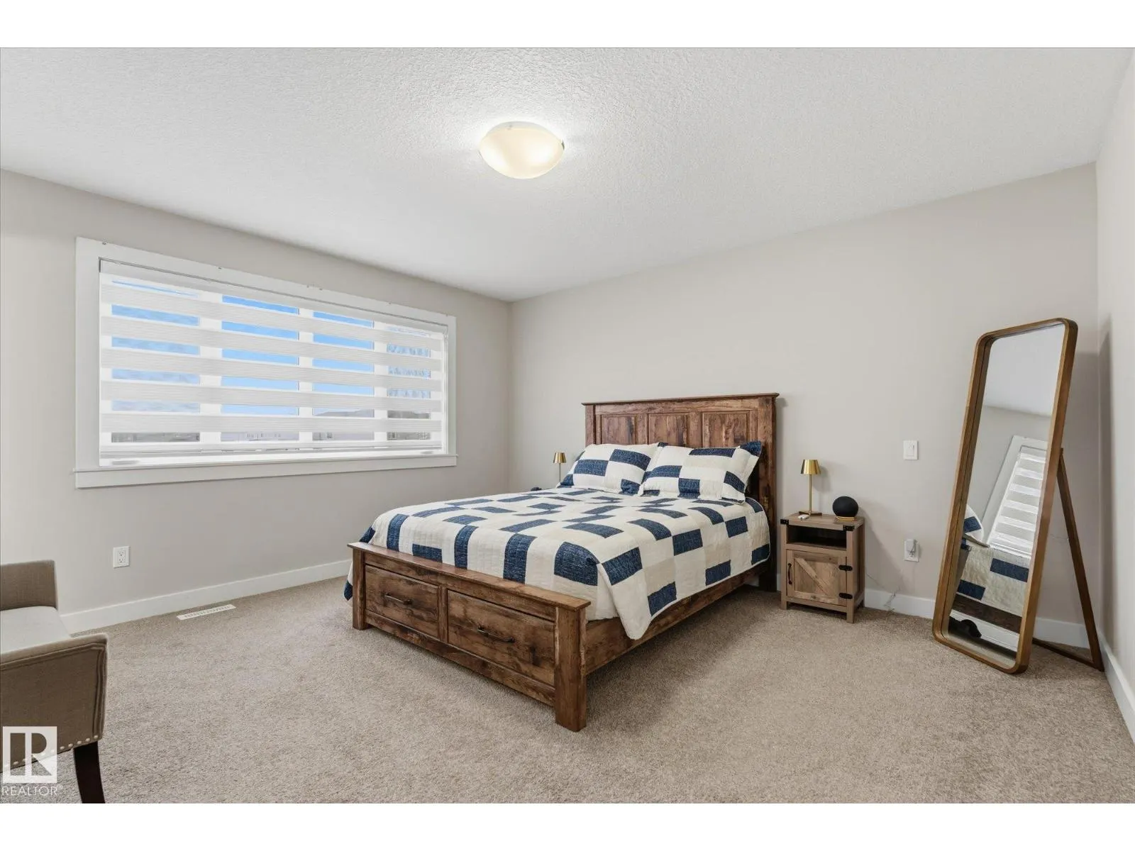 10605 96 ST