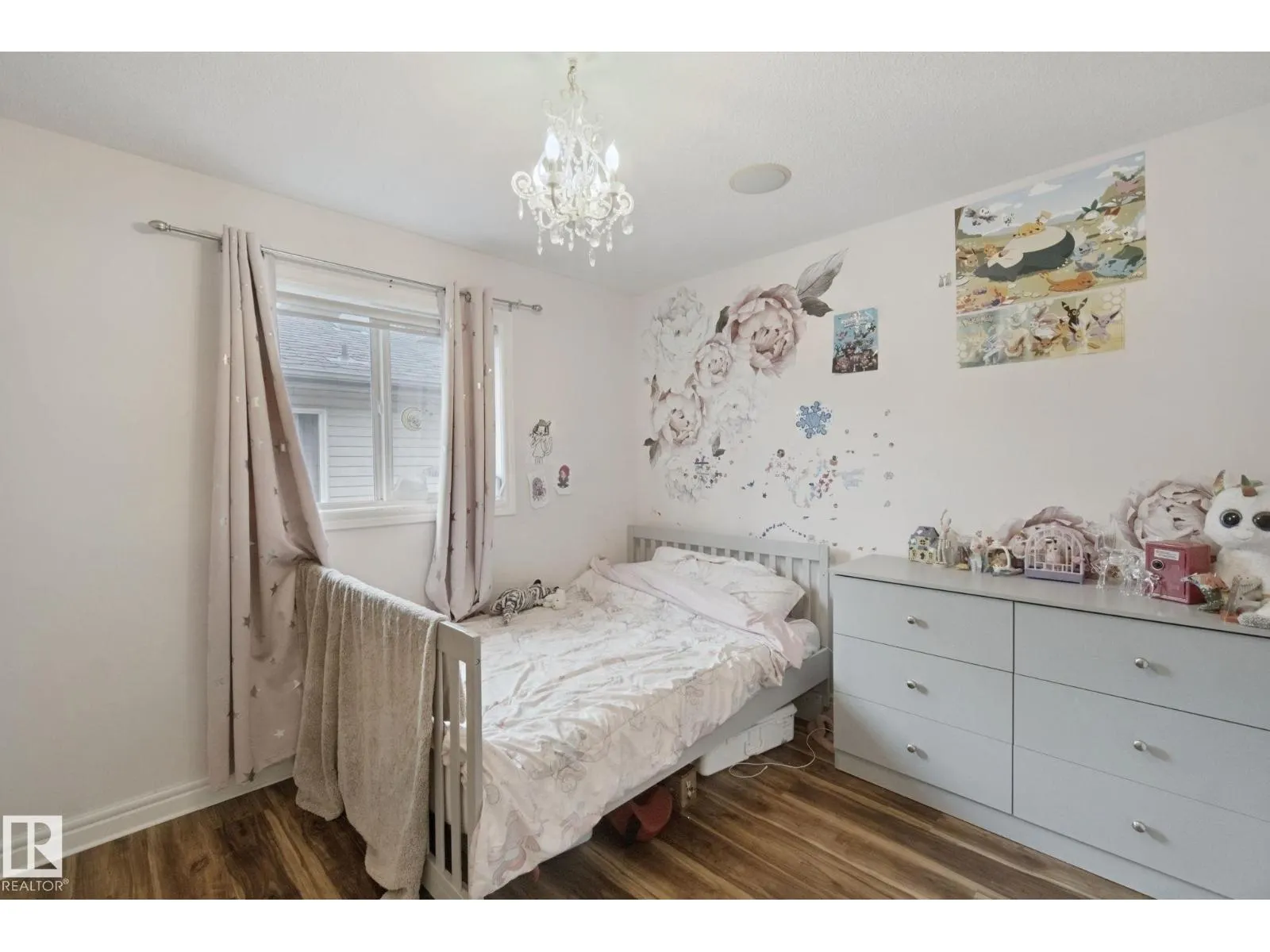 4113 158 AV NW