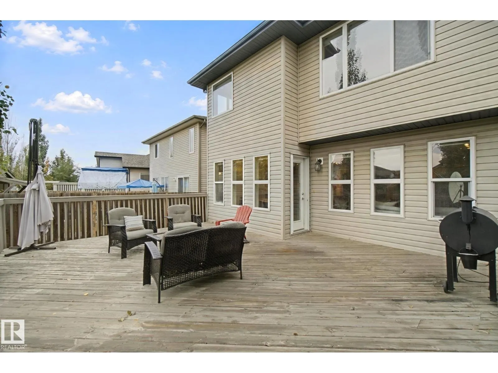 4113 158 AV NW