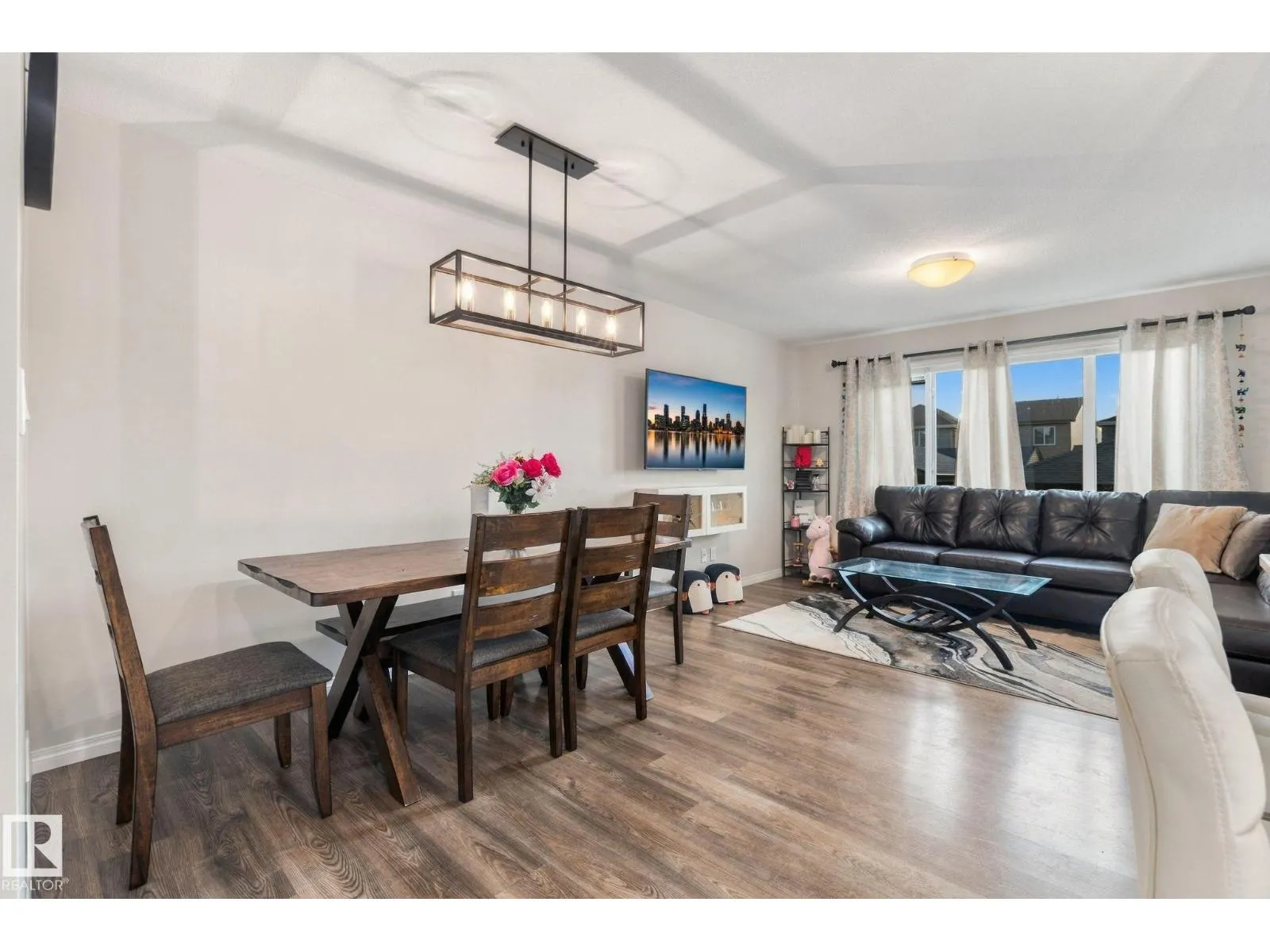 2214 54 ST SW SW
