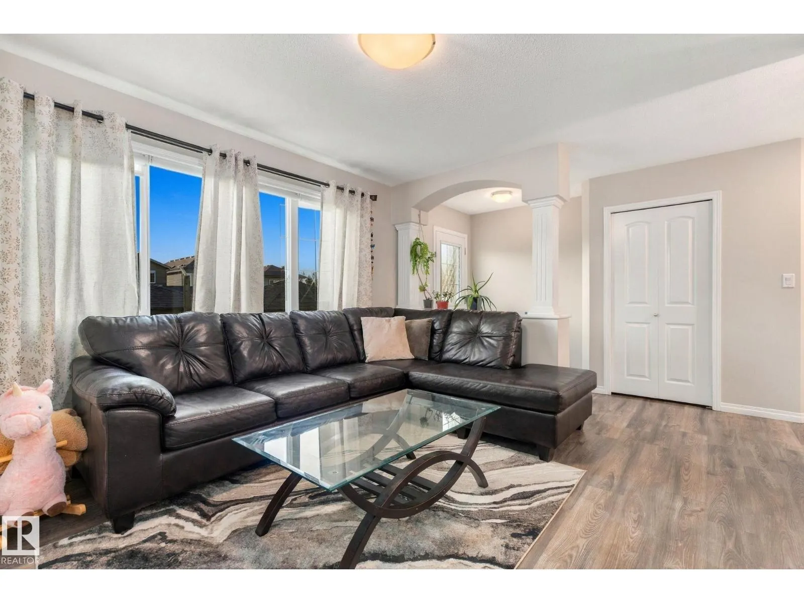 2214 54 ST SW SW