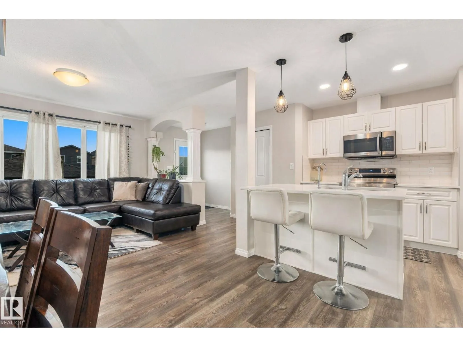 2214 54 ST SW SW
