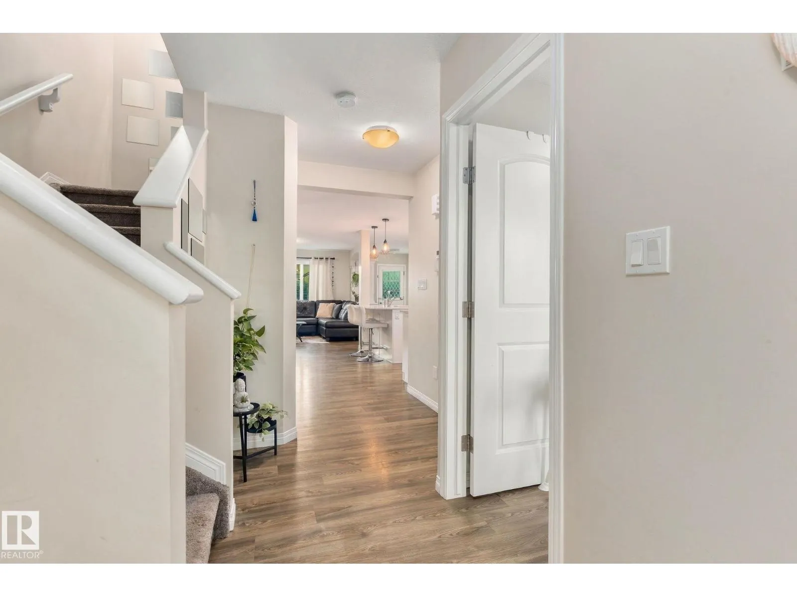 2214 54 ST SW SW