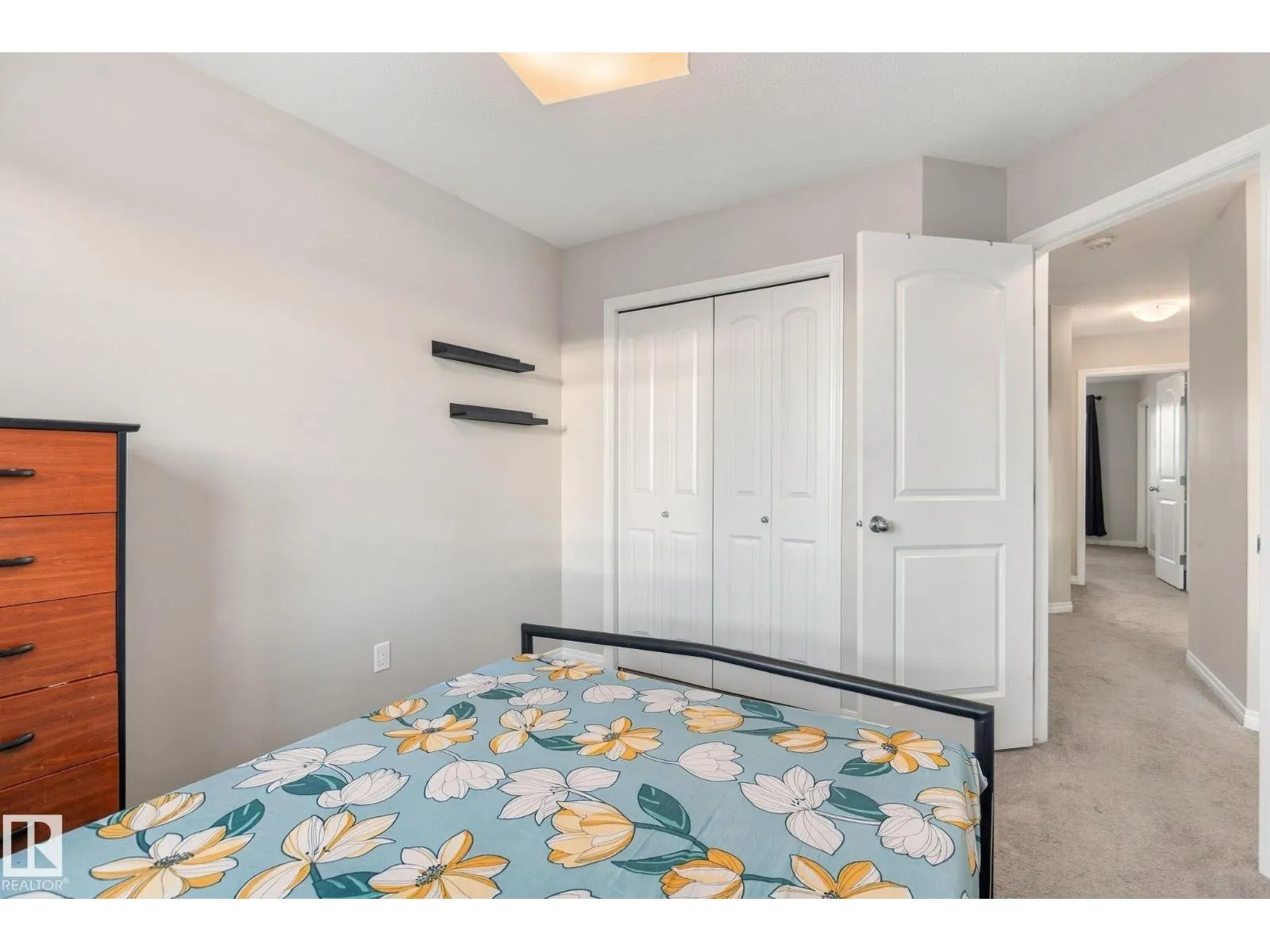 2214 54 ST SW SW