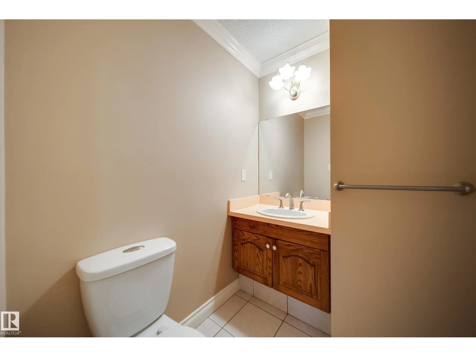 11720 158 AV NW