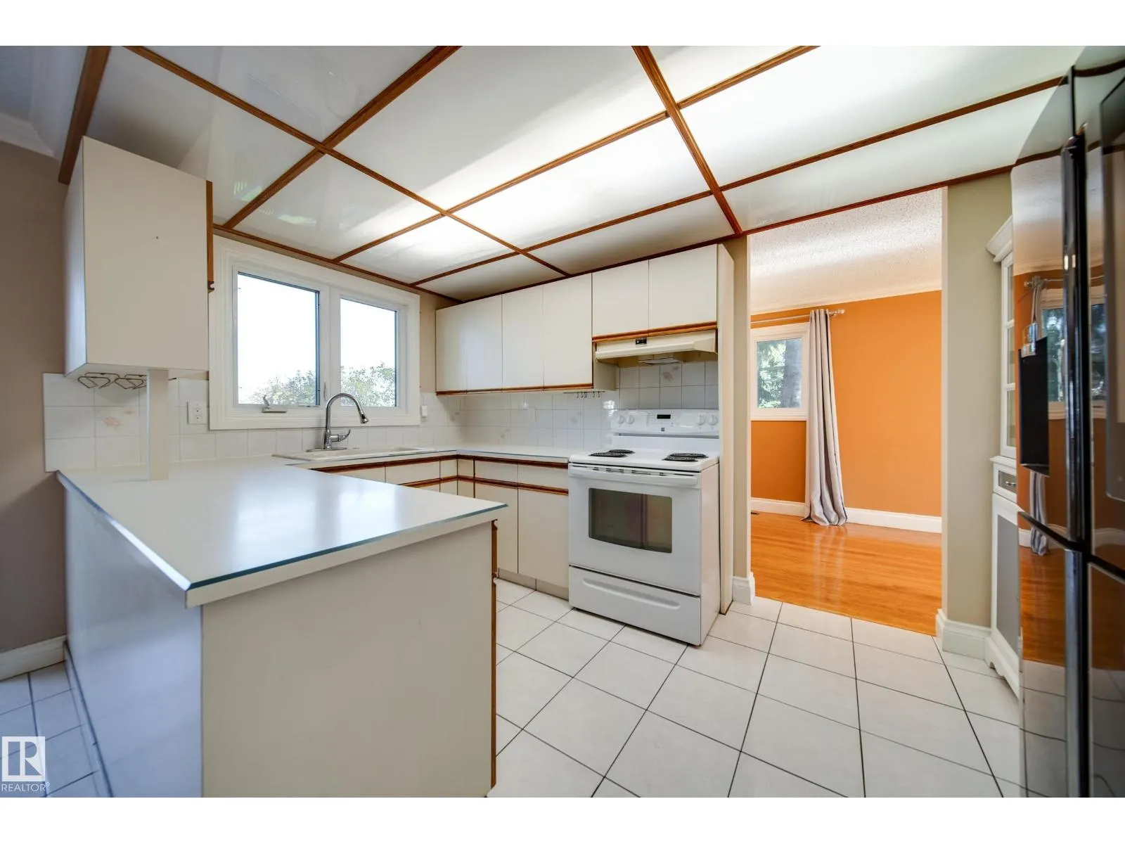 11720 158 AV NW