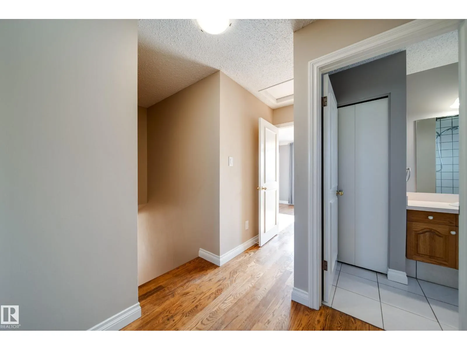 11720 158 AV NW