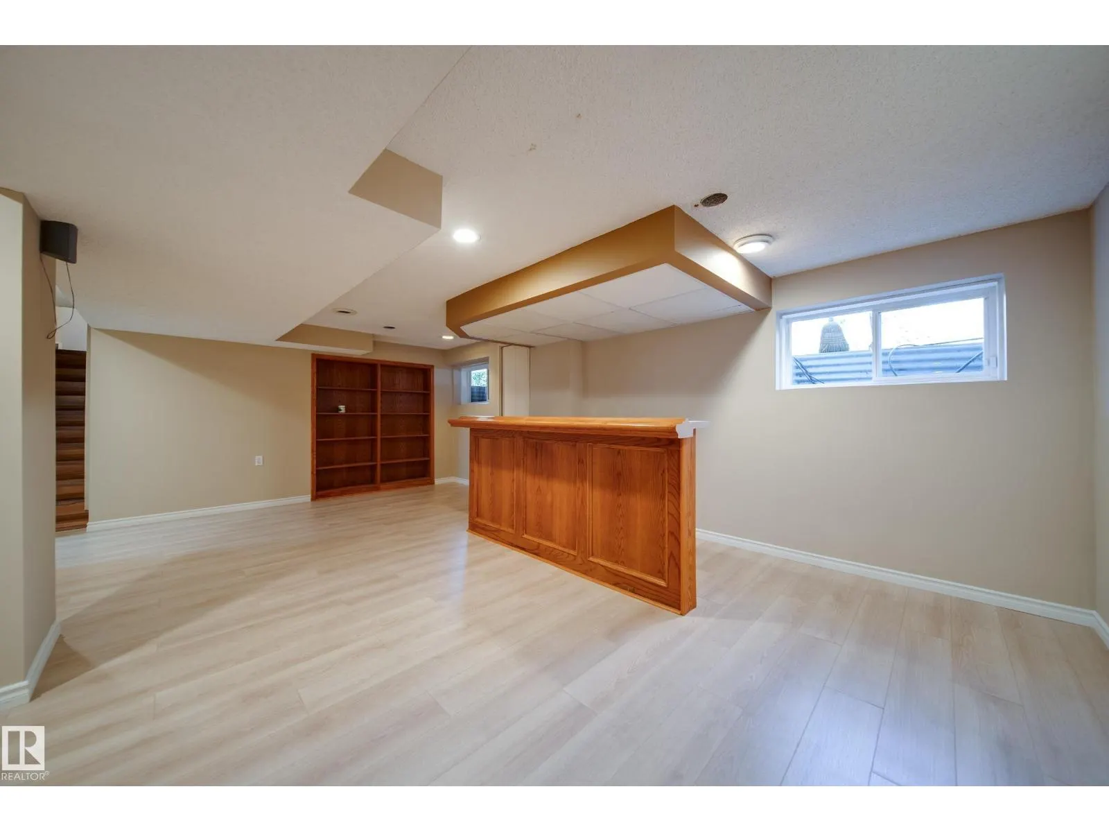11720 158 AV NW