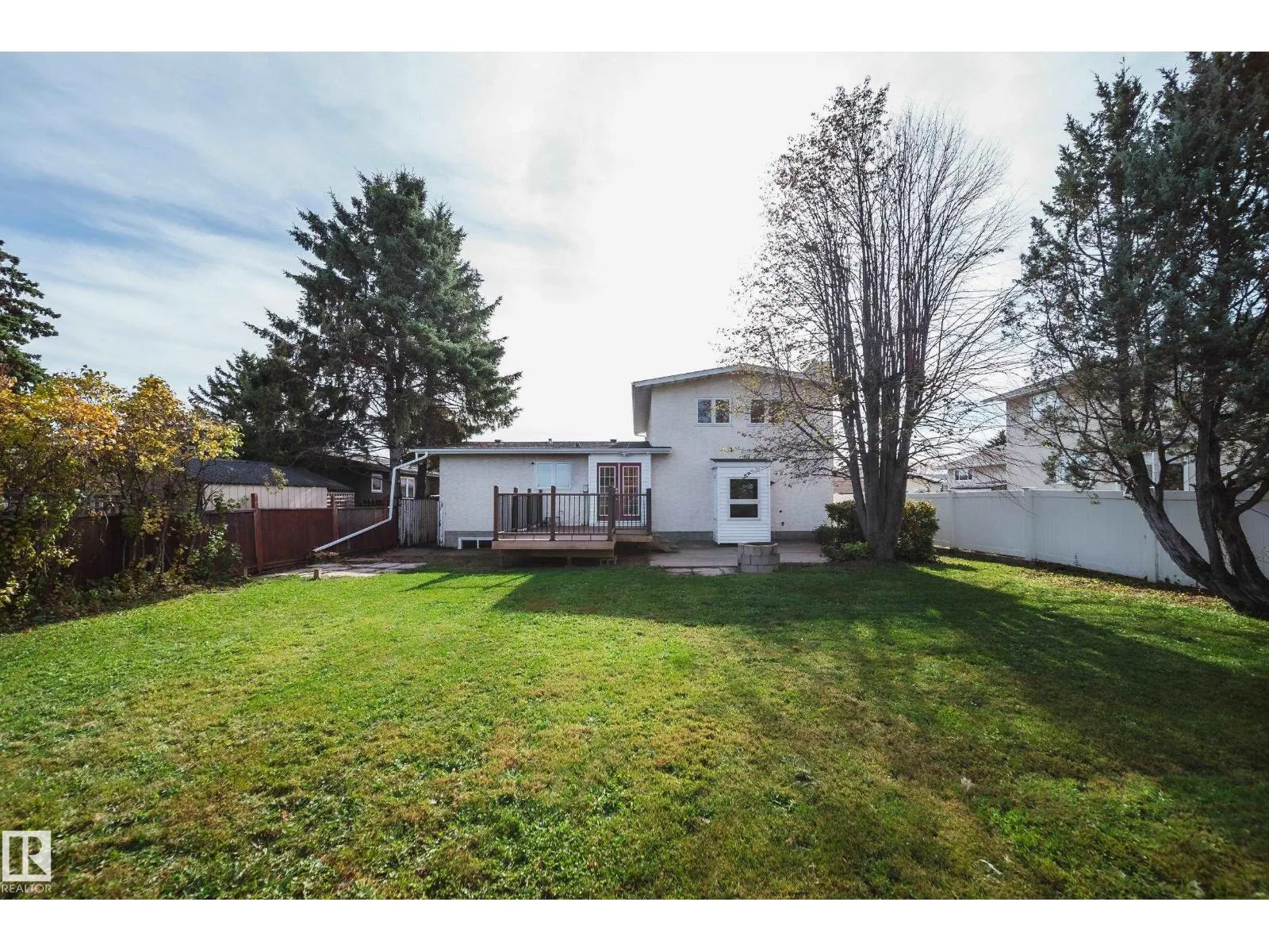 11720 158 AV NW