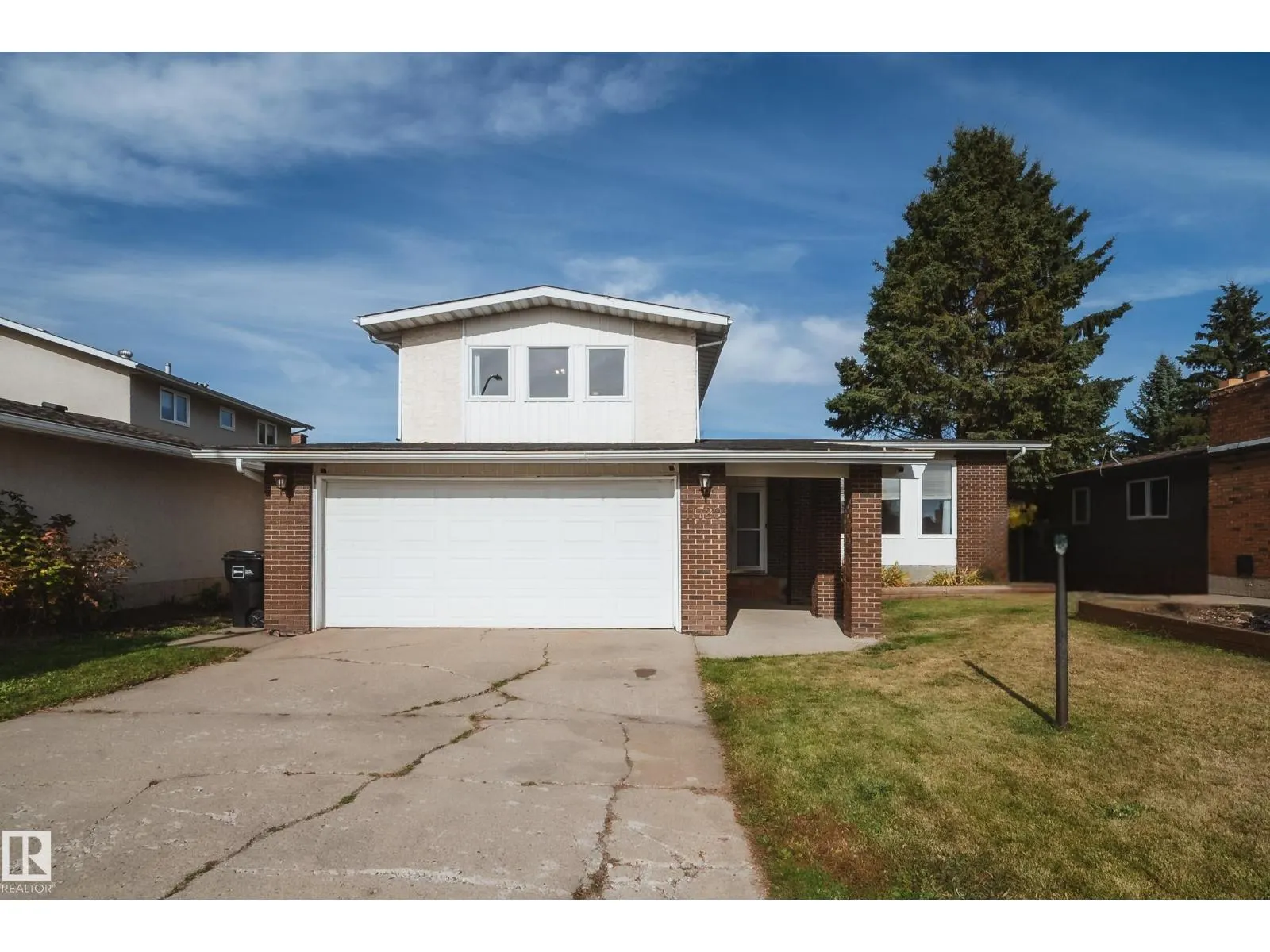 11720 158 AV NW