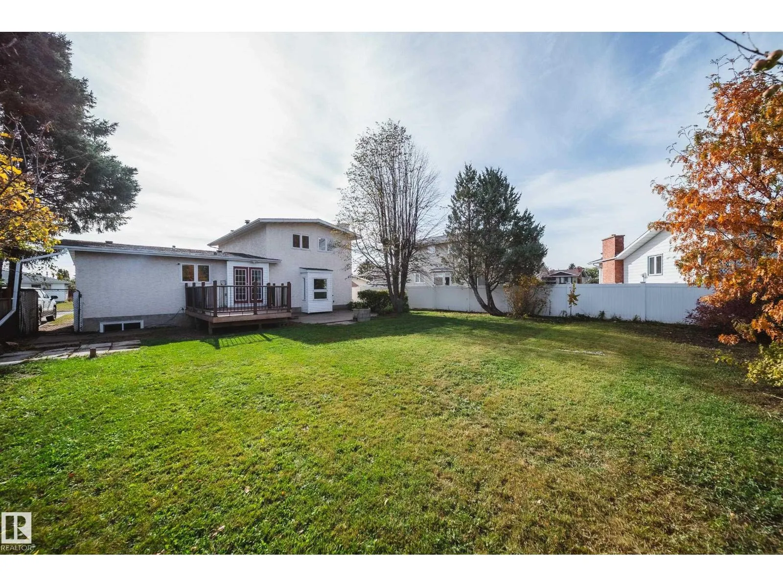 11720 158 AV NW
