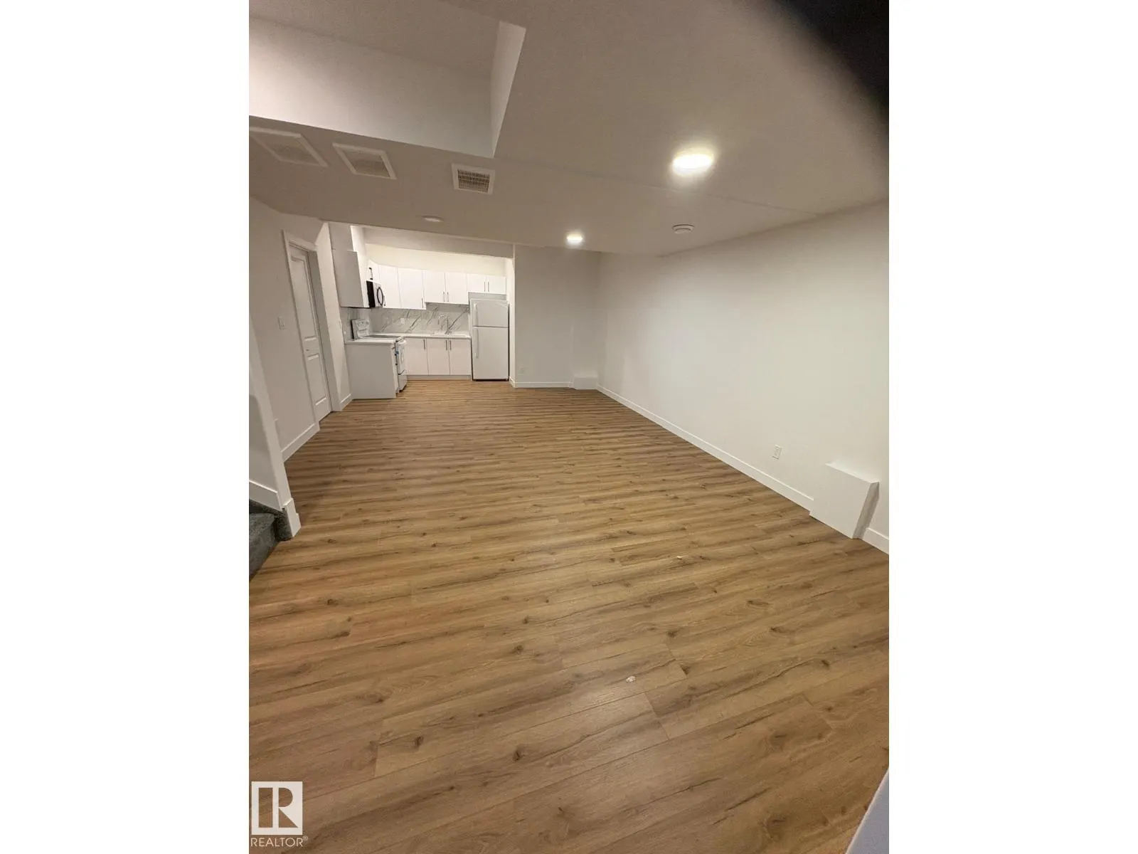 #4323 66 ST ST