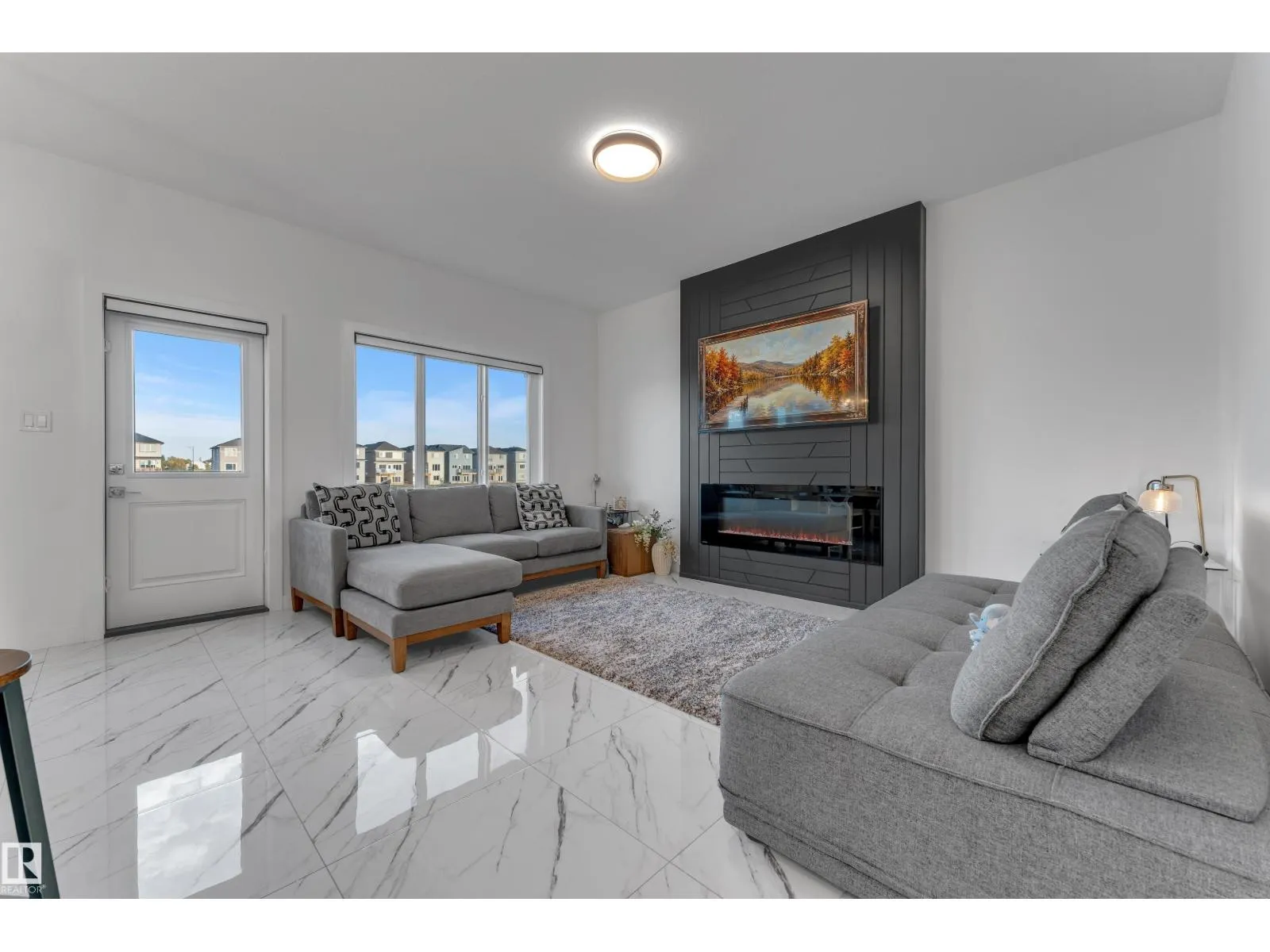 #4323 66 ST ST