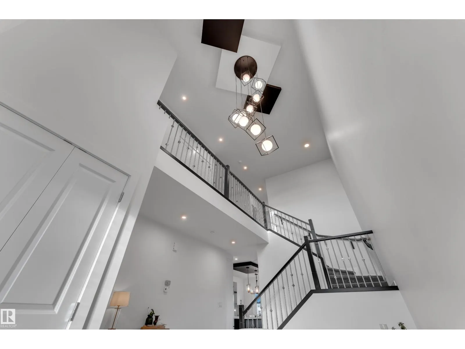 #4323 66 ST ST