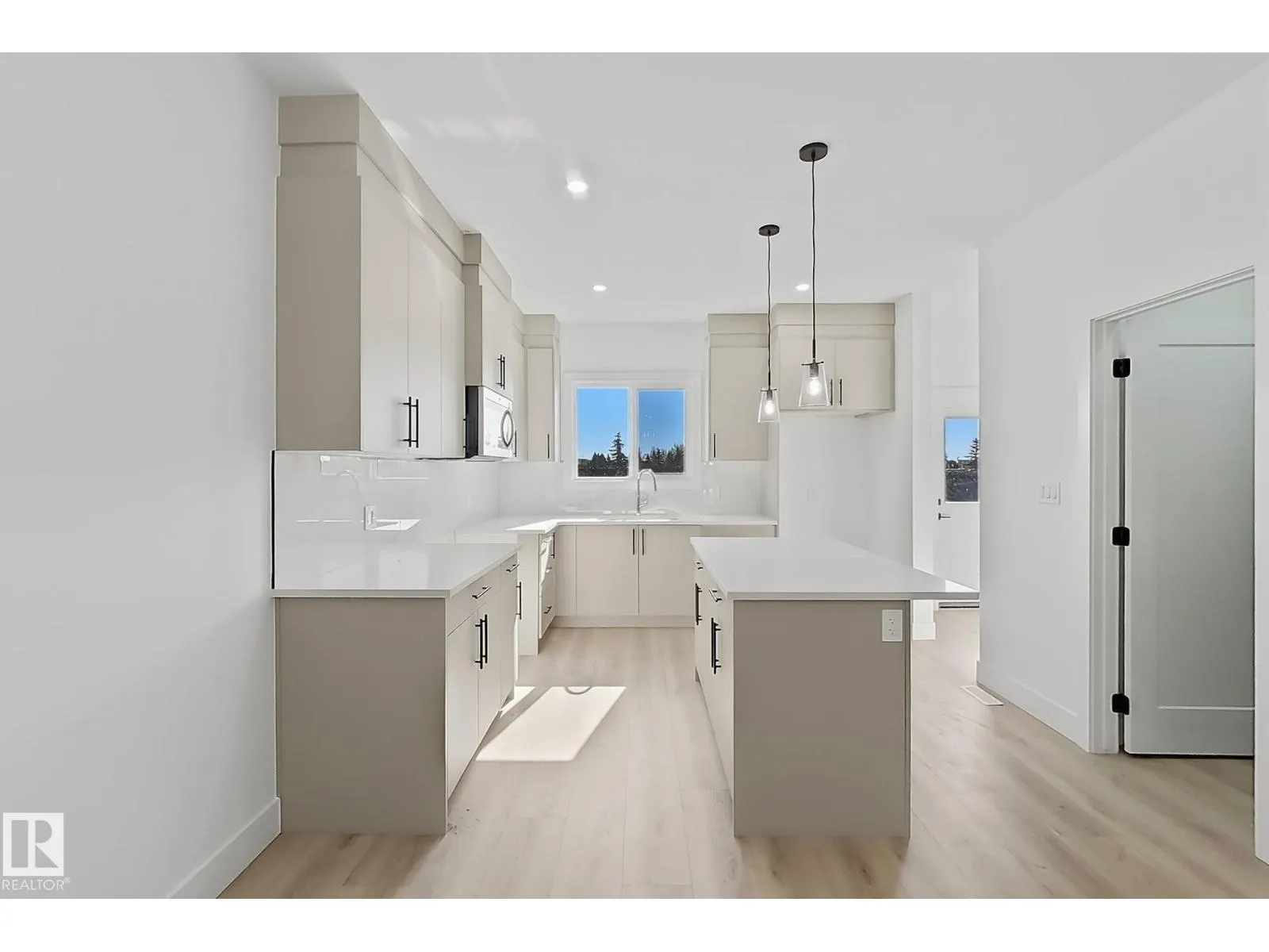 4215 63 ST