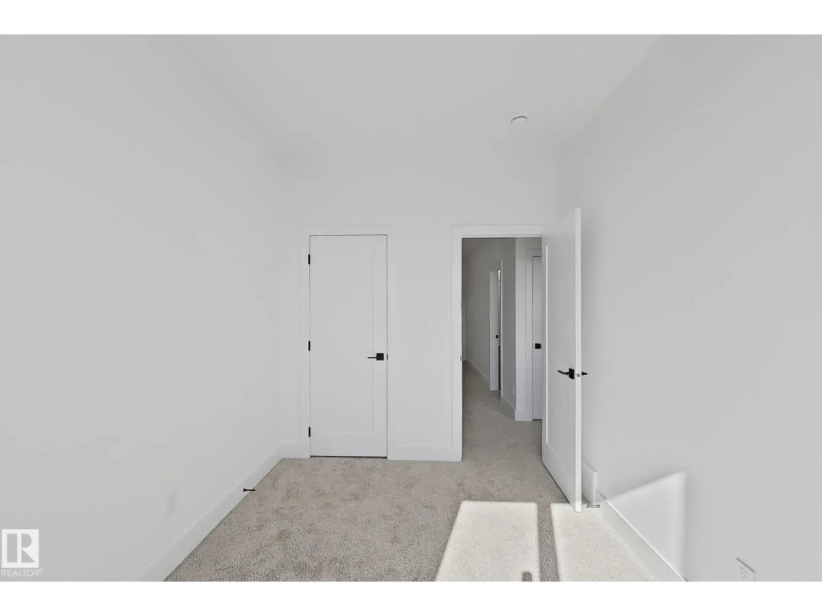 4215 63 ST