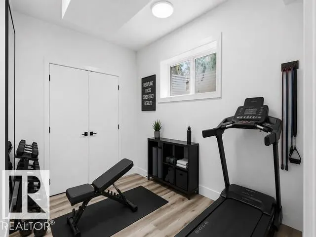 11032 128 ST NW