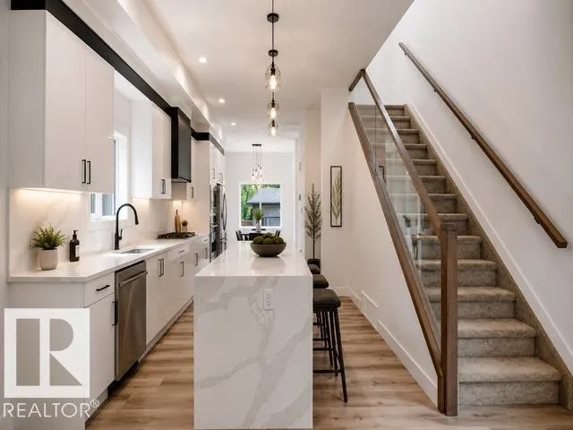 11032 128 ST NW