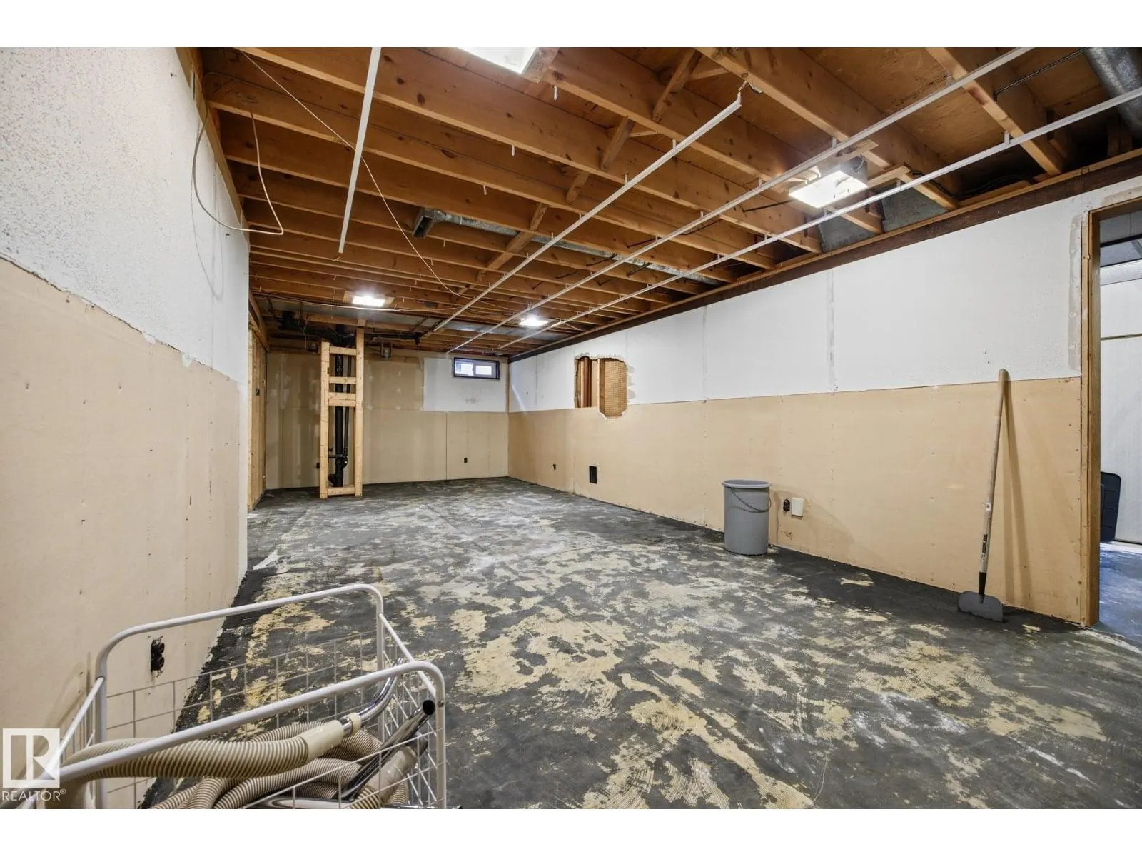 14612 117A ST NW