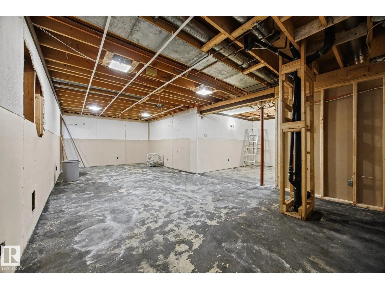 14612 117A ST NW