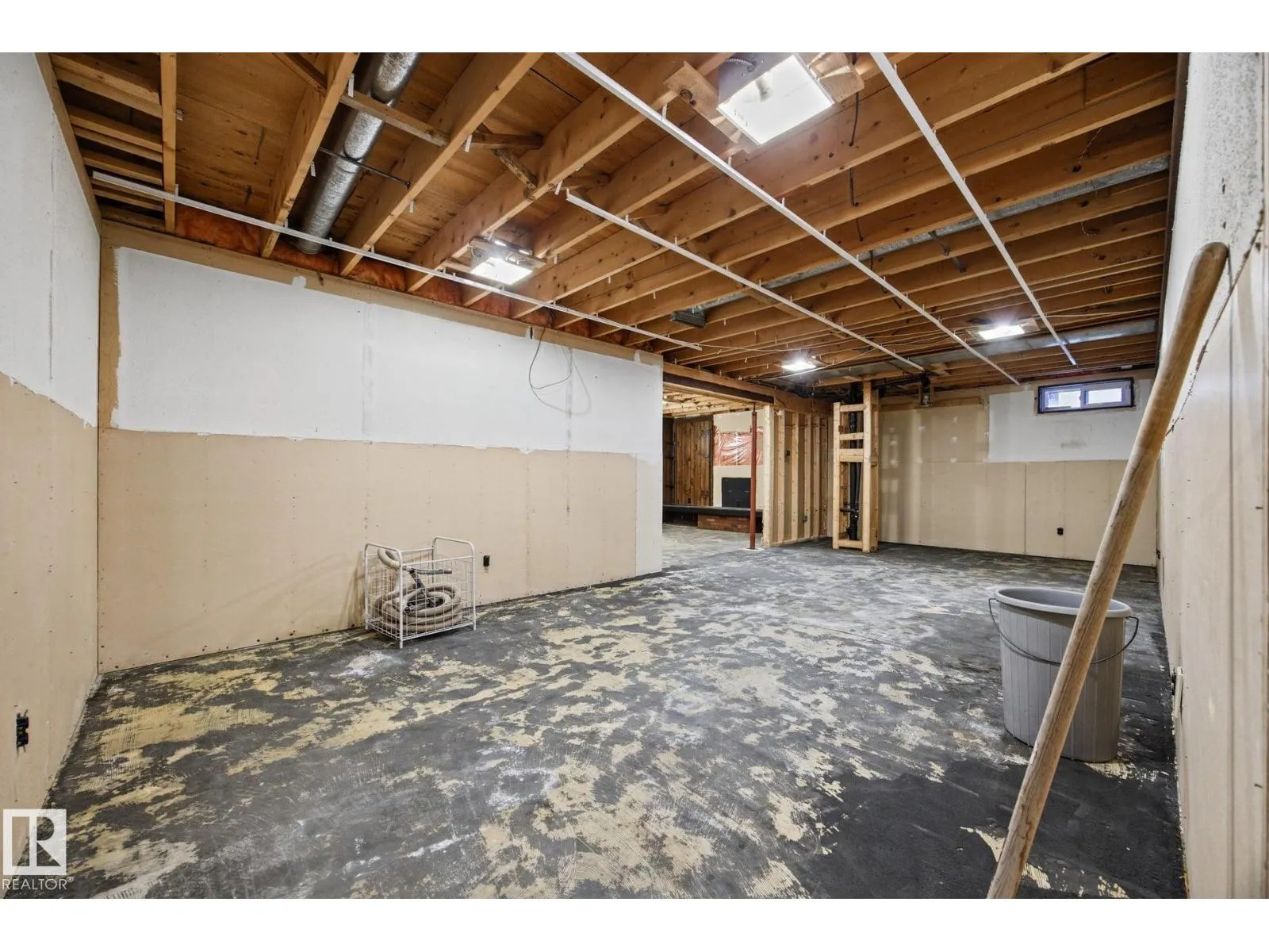 14612 117A ST NW