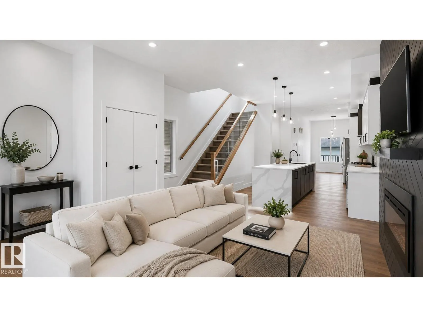 11036 128 ST NW
