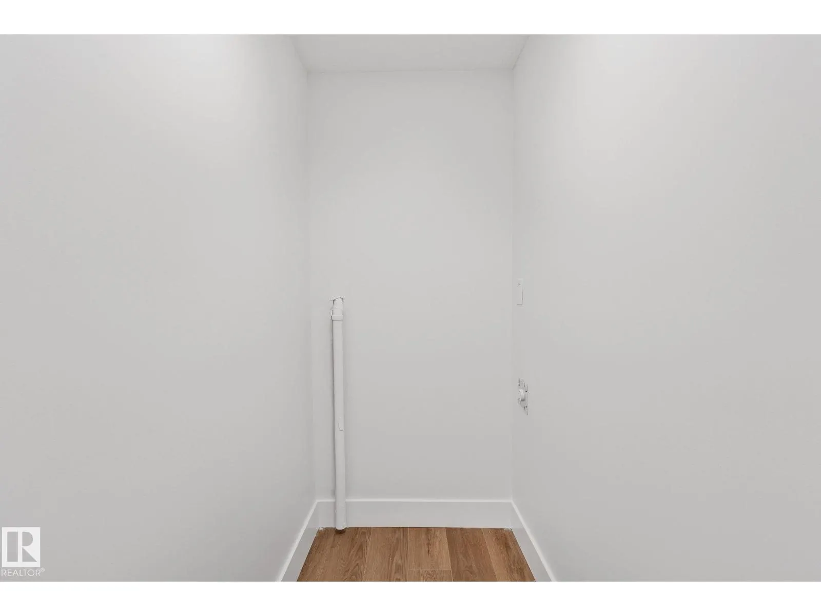 11036 128 ST NW