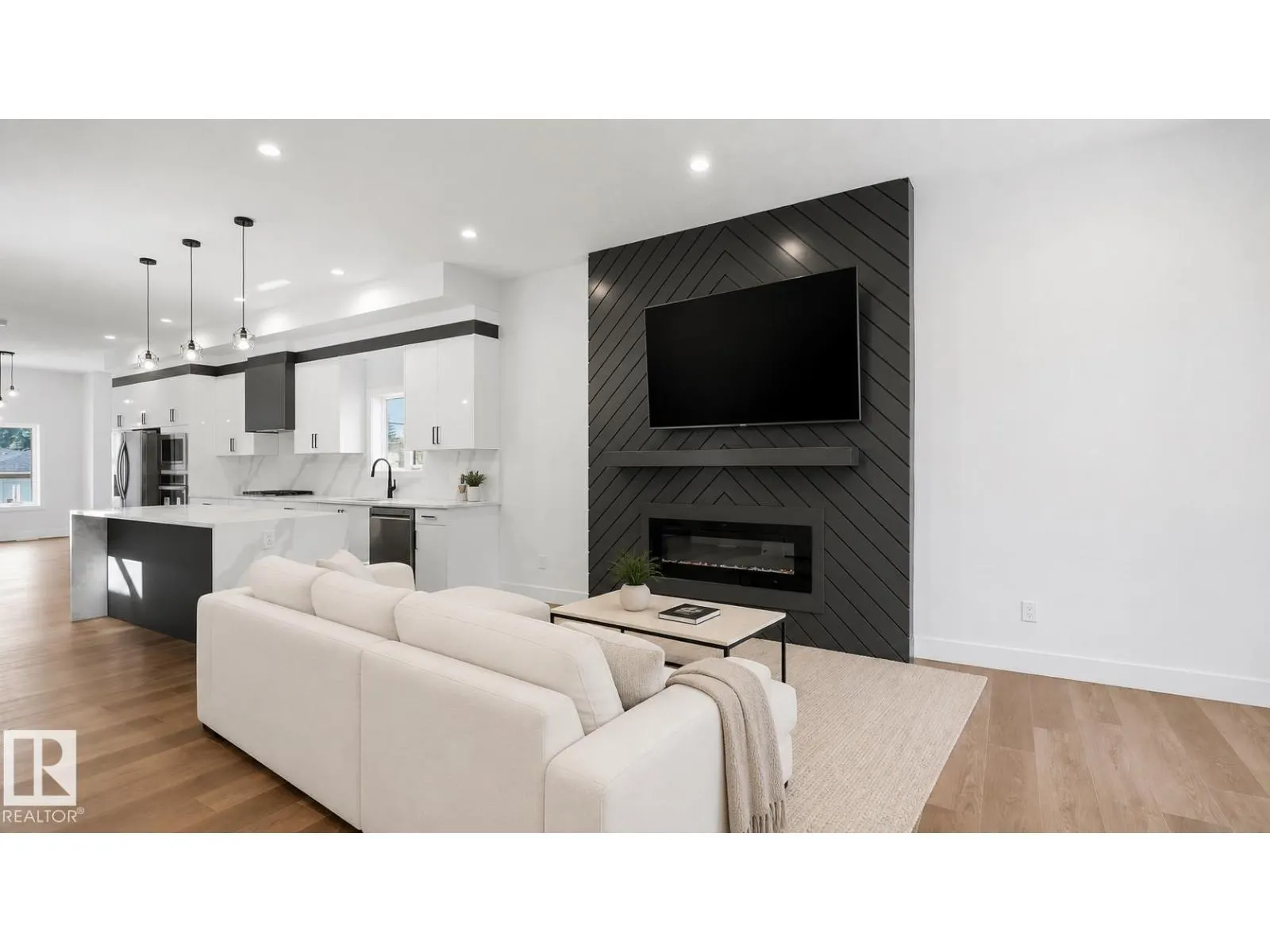 11036 128 ST NW