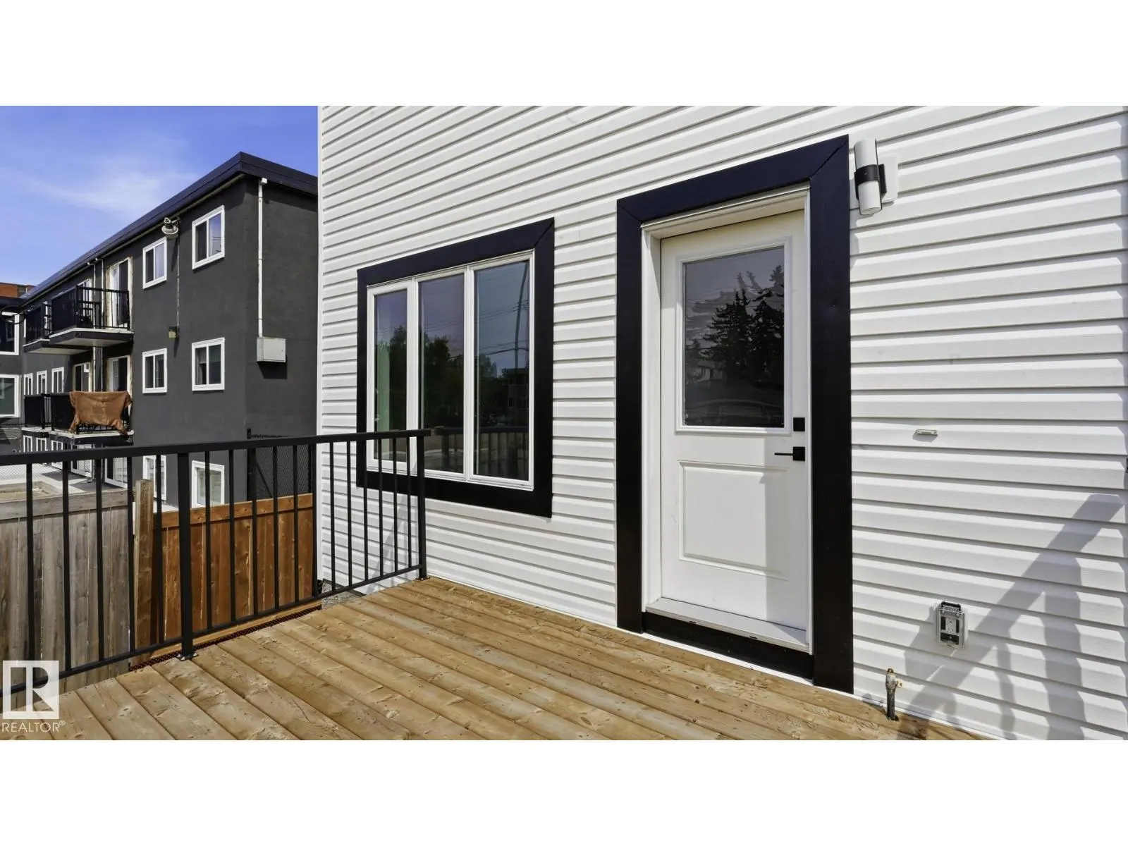 11036 128 ST NW