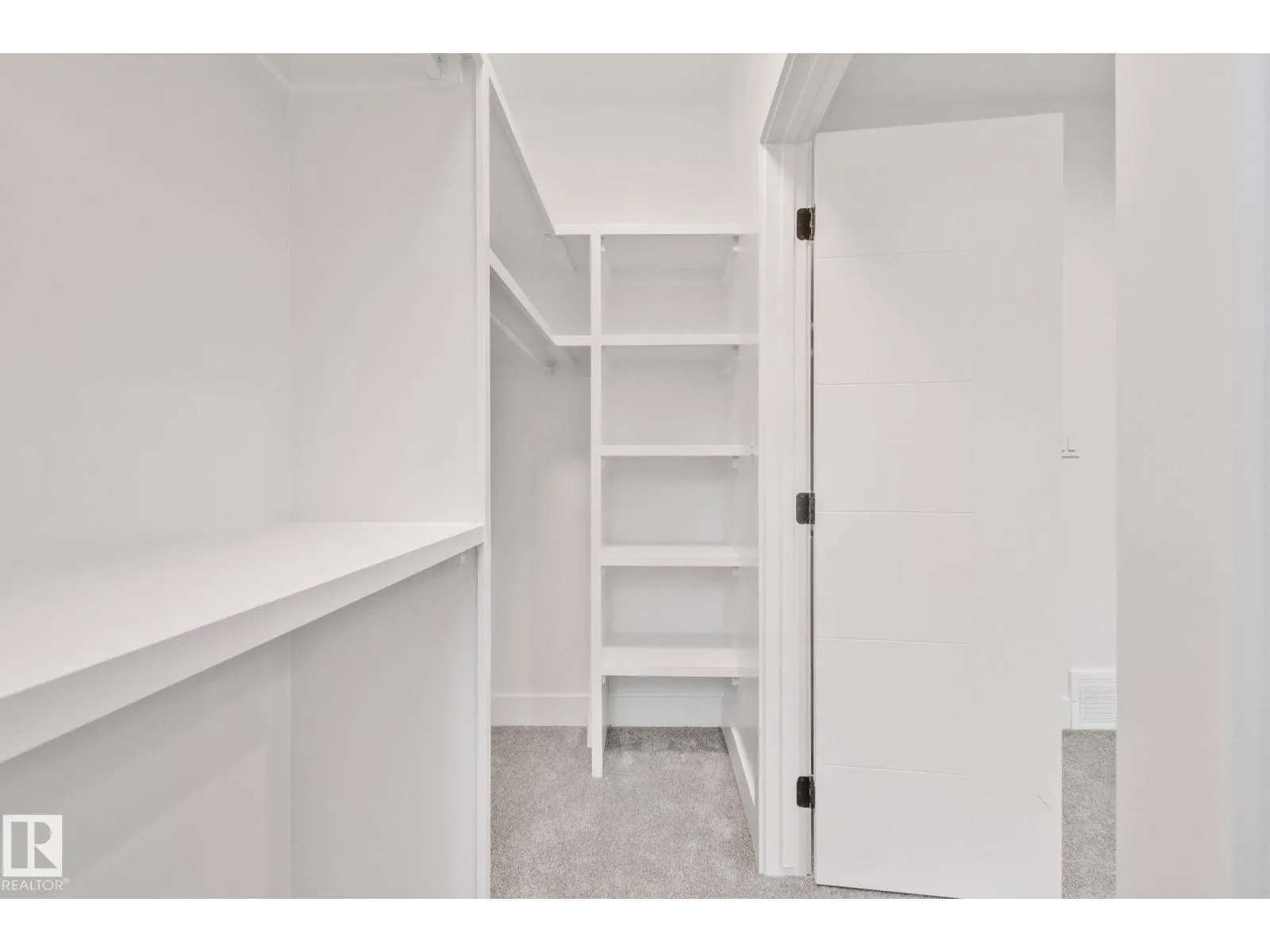 11036 128 ST NW