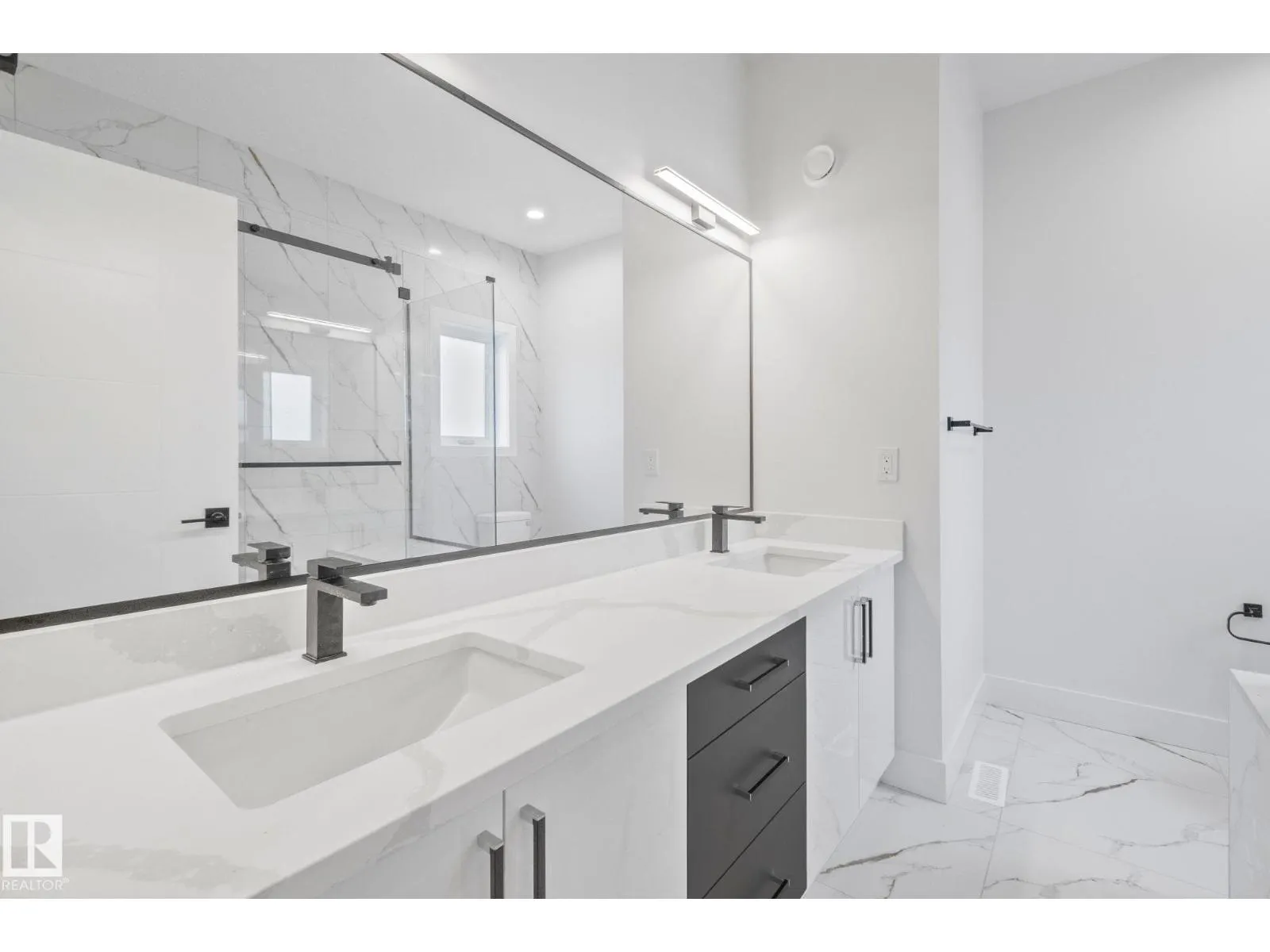 11036 128 ST NW