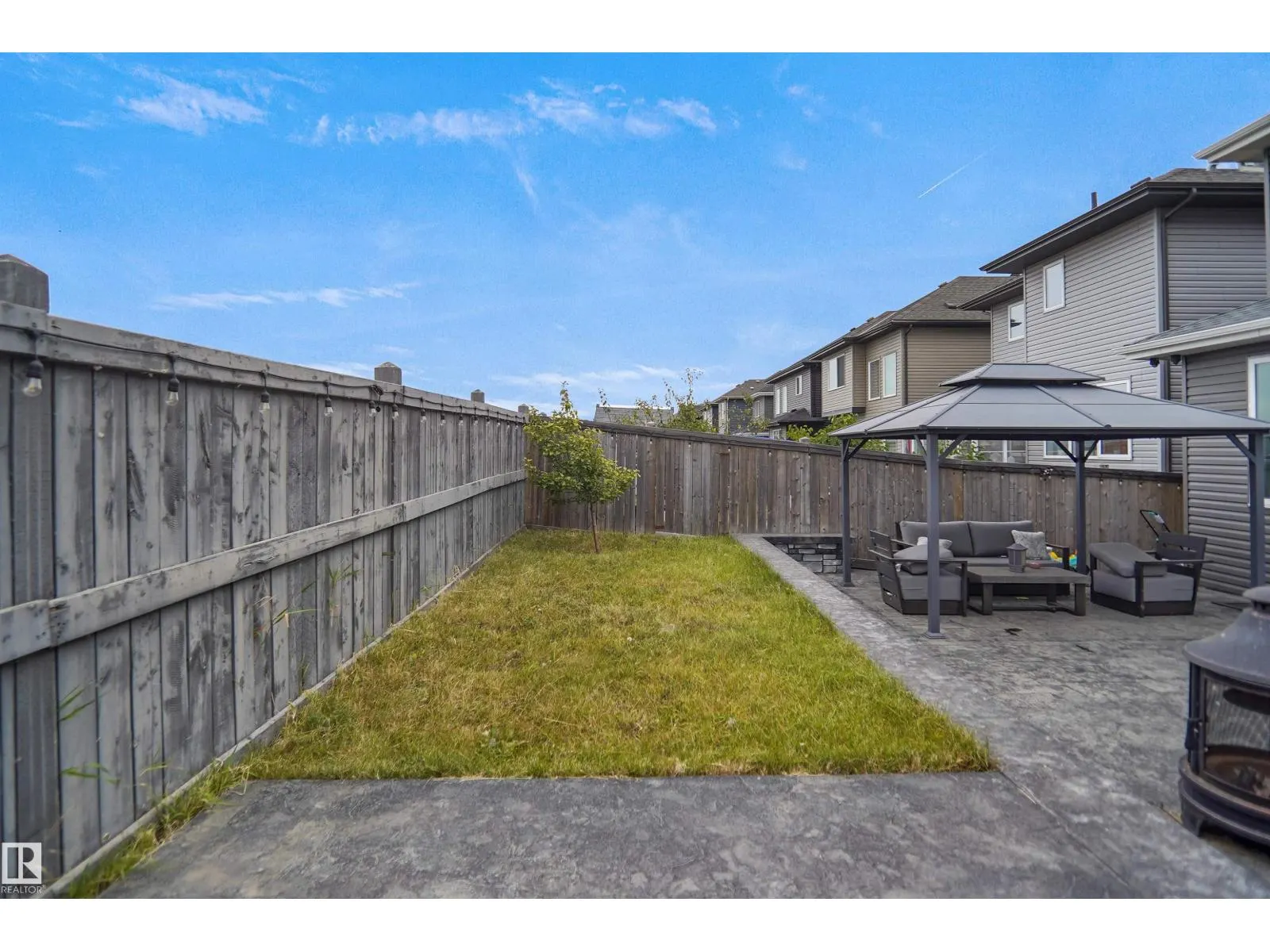 7520 174 AV NW