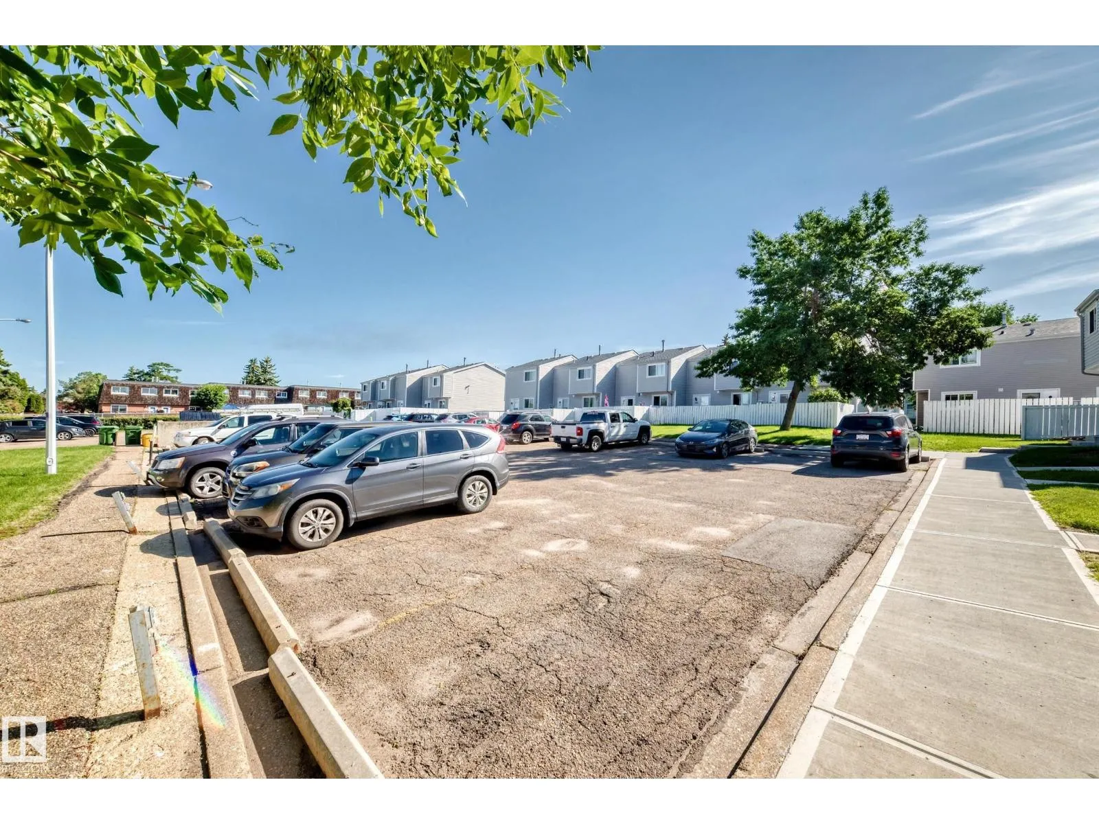 355 Northgate Terrace NW