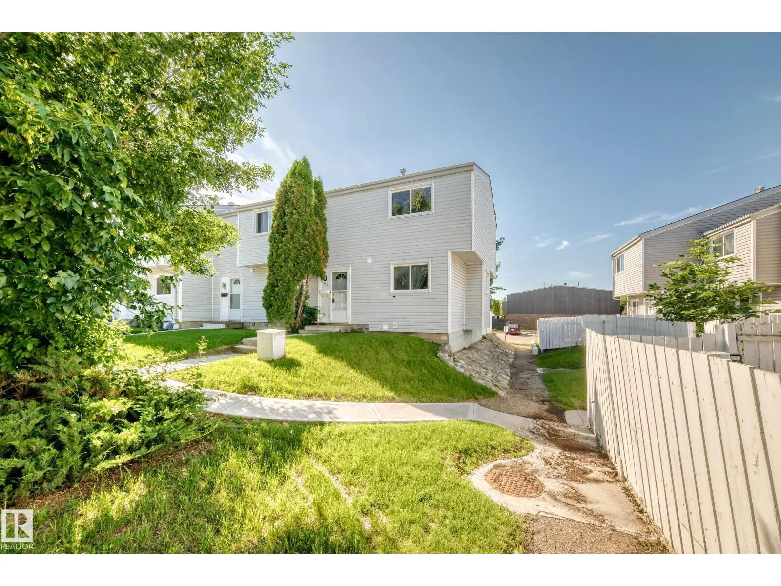 355 Northgate Terrace NW