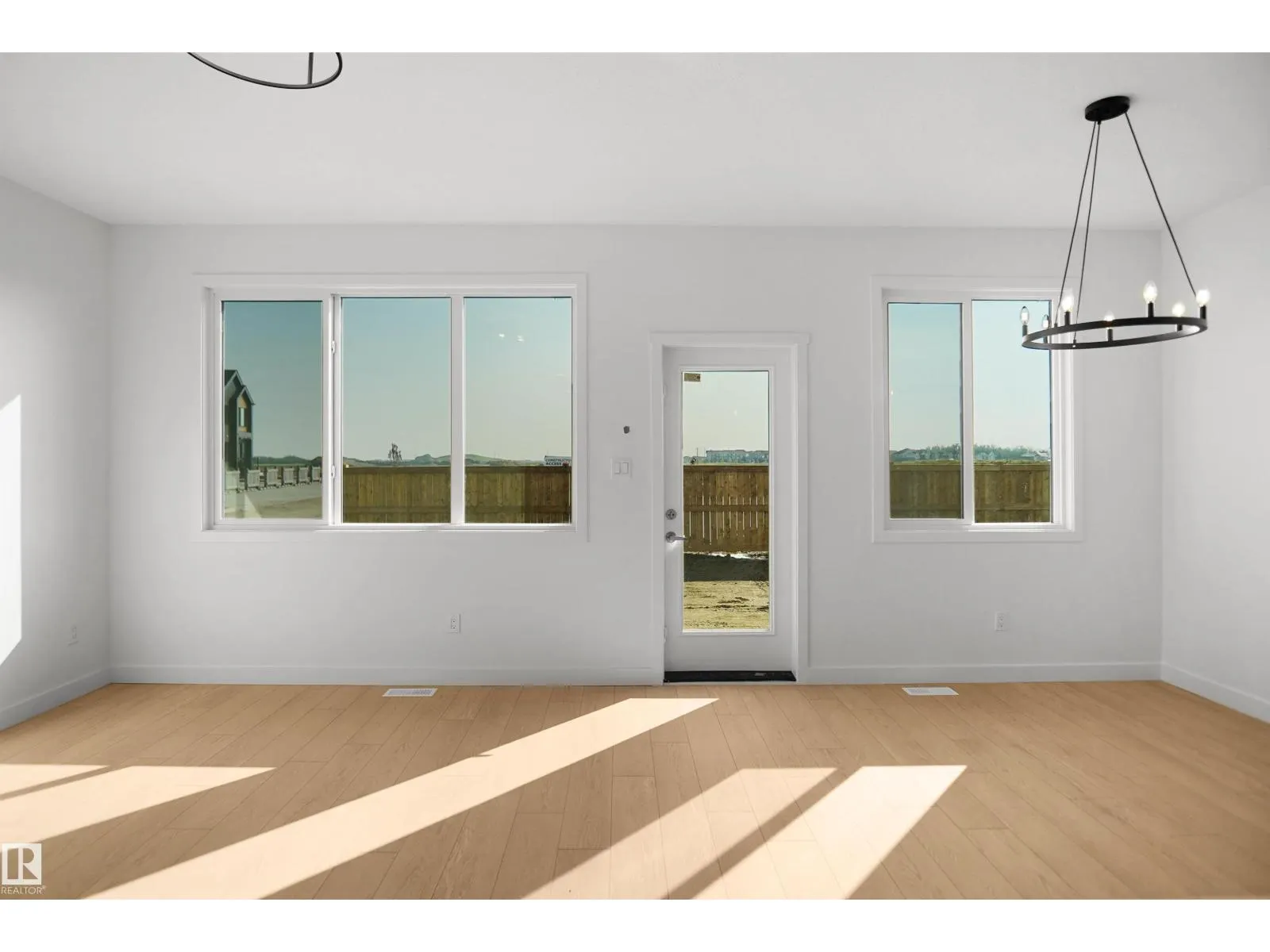 76 Legacy WY