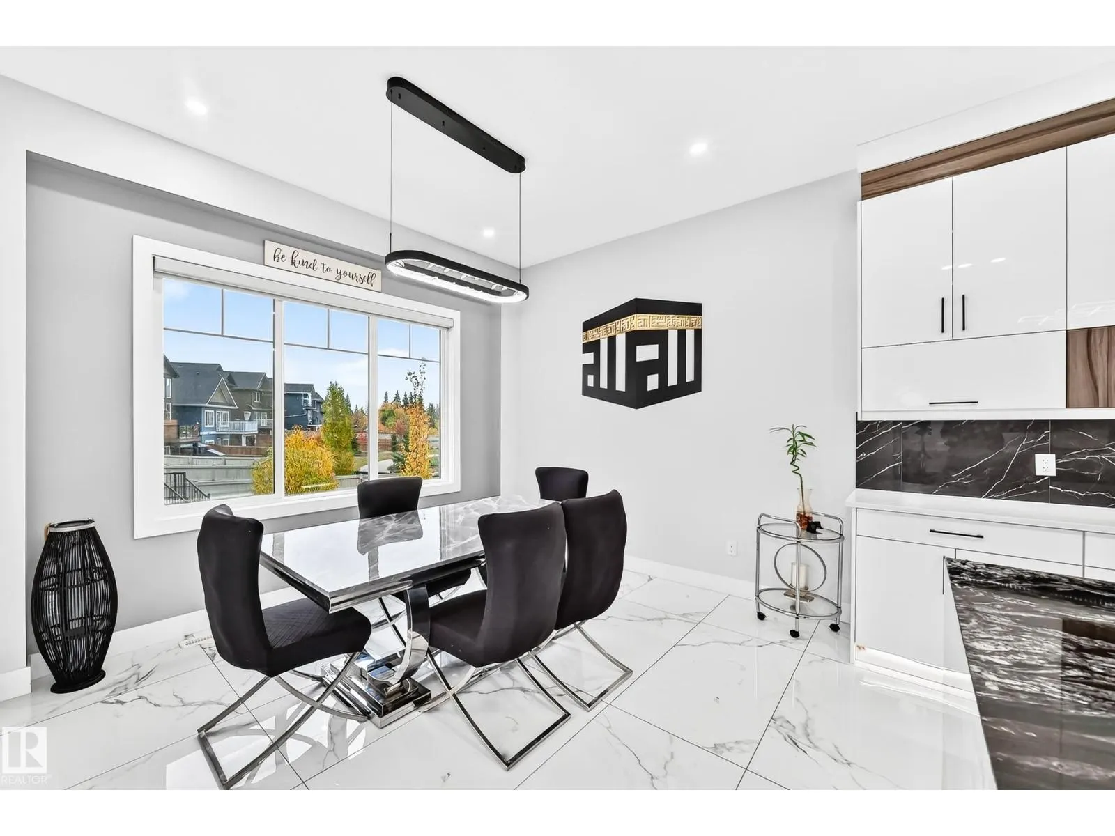 1667 ENRIGHT WY NW NW