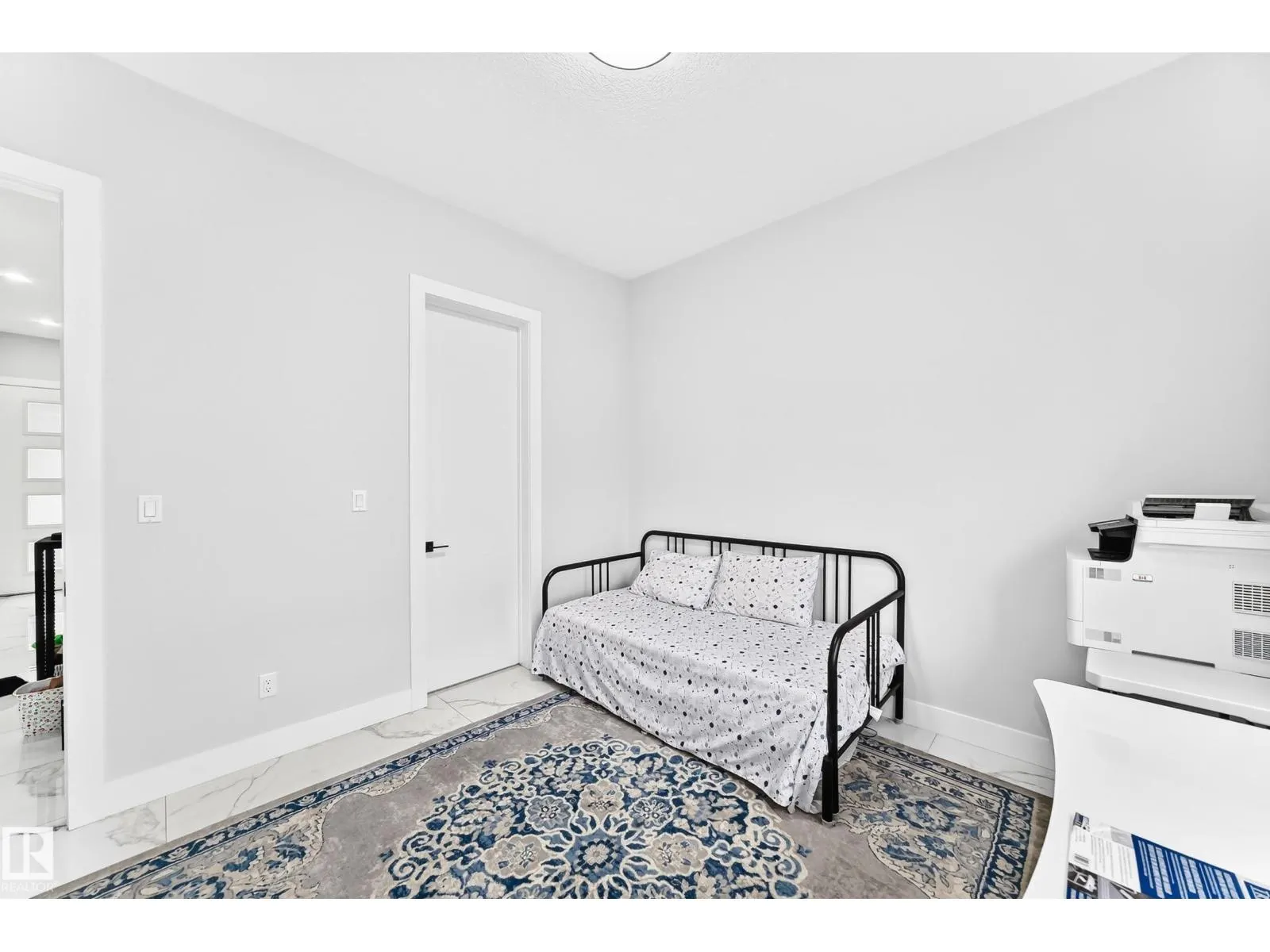1667 ENRIGHT WY NW NW