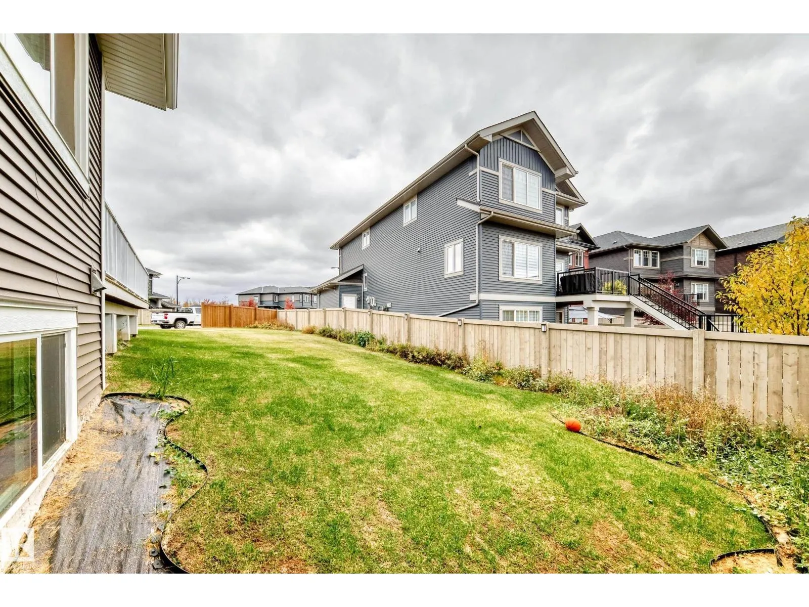 1667 ENRIGHT WY NW NW