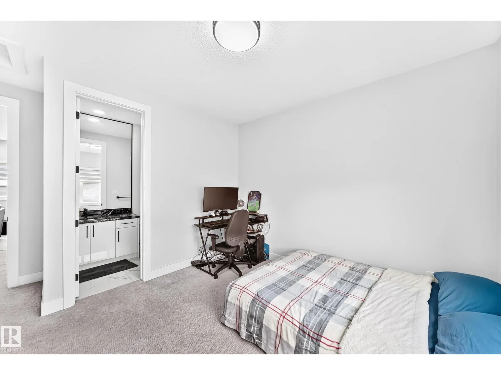 1667 ENRIGHT WY NW NW