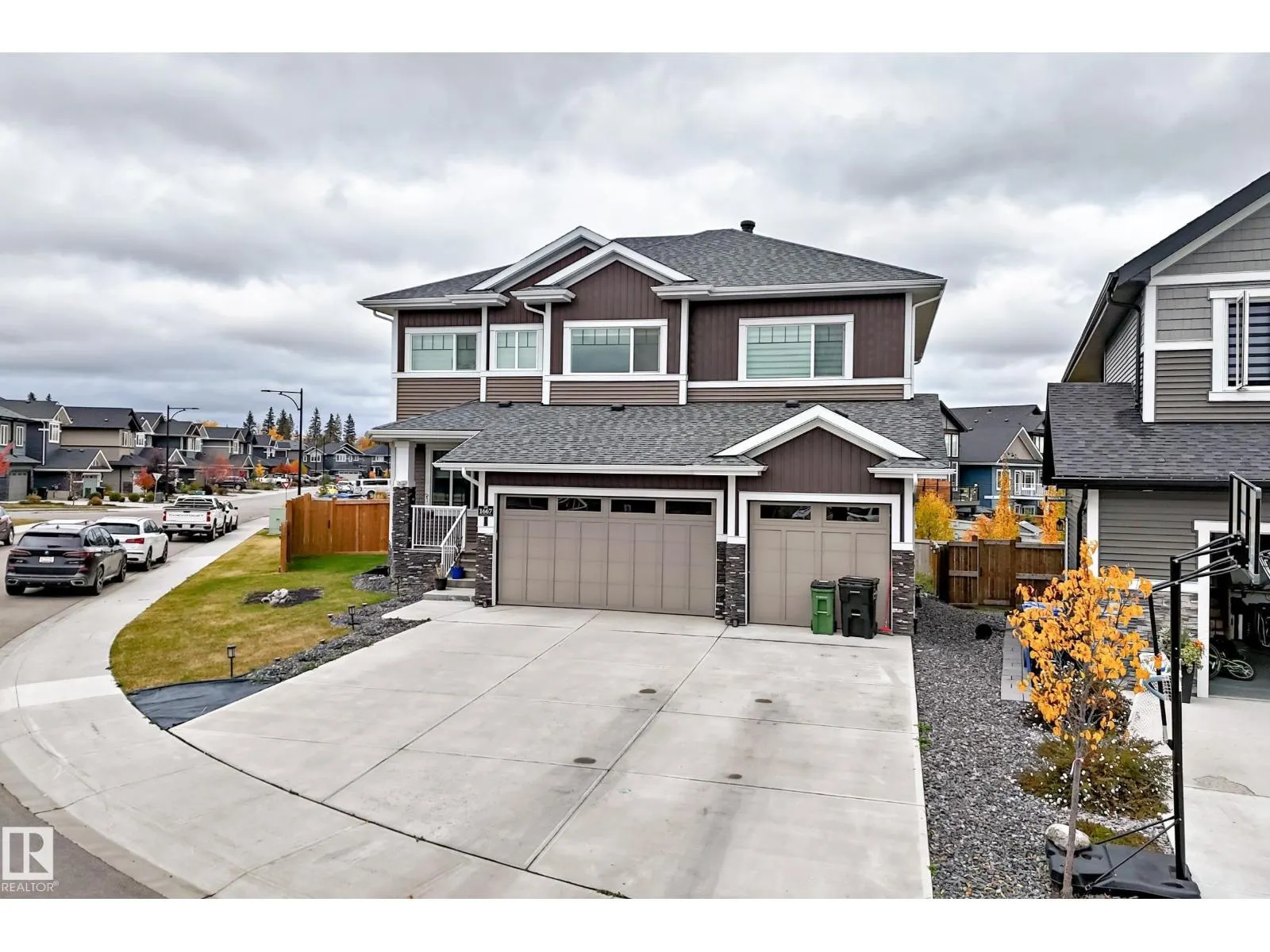 1667 ENRIGHT WY NW NW