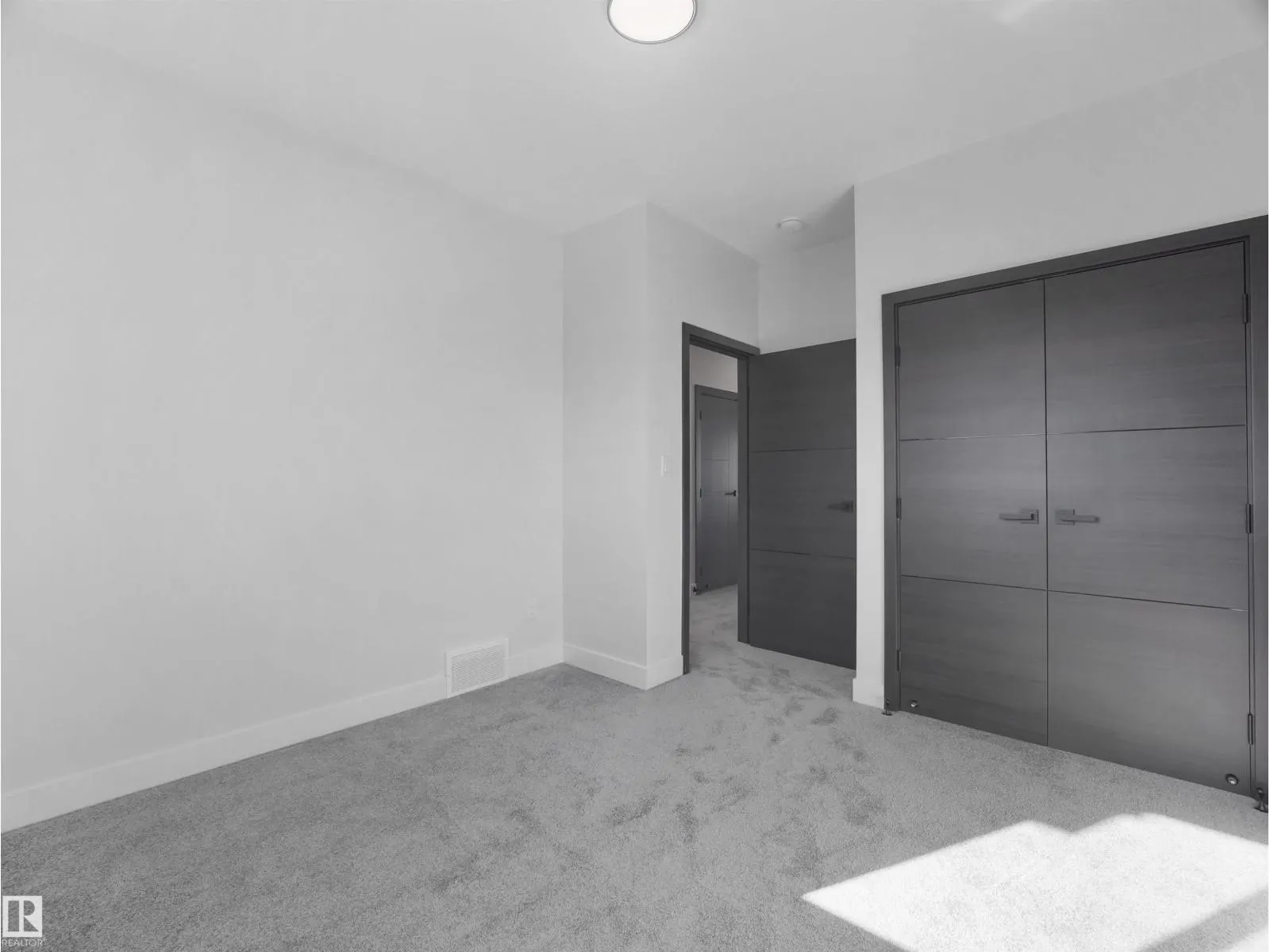 348 ROBERTS WD