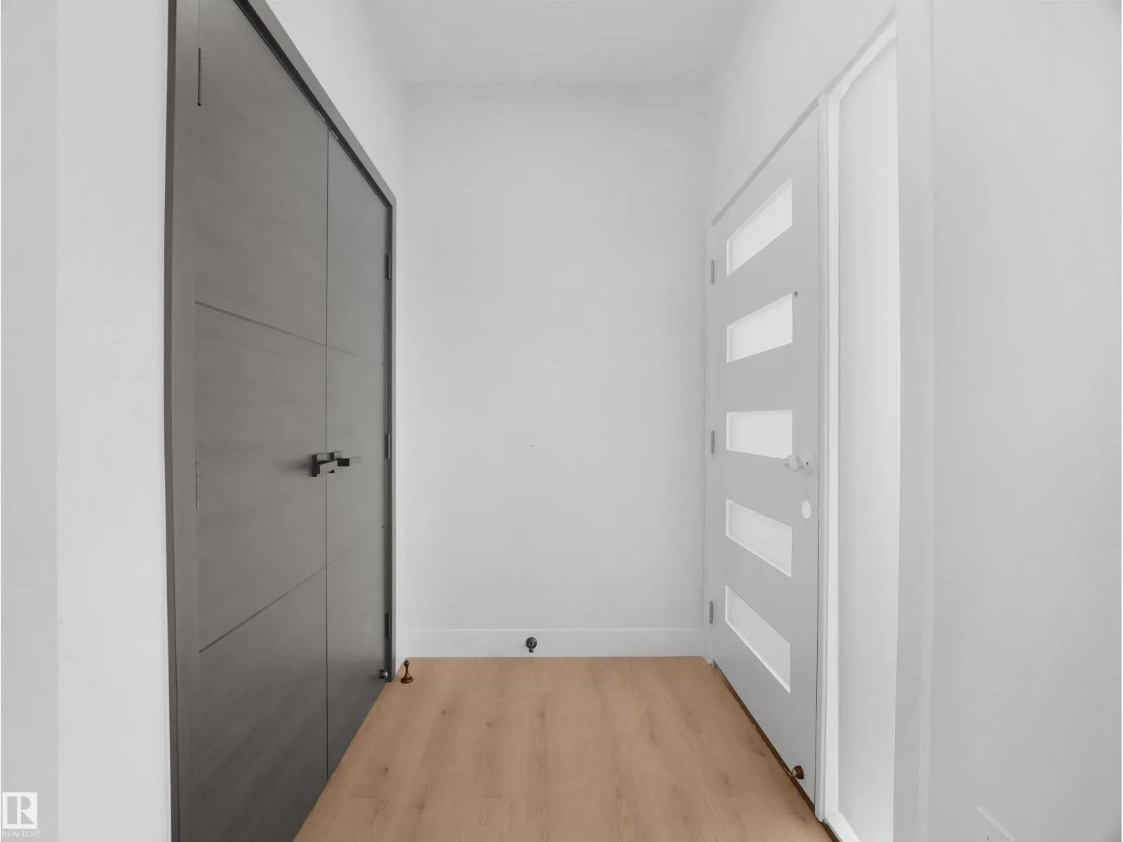 348 ROBERTS WD