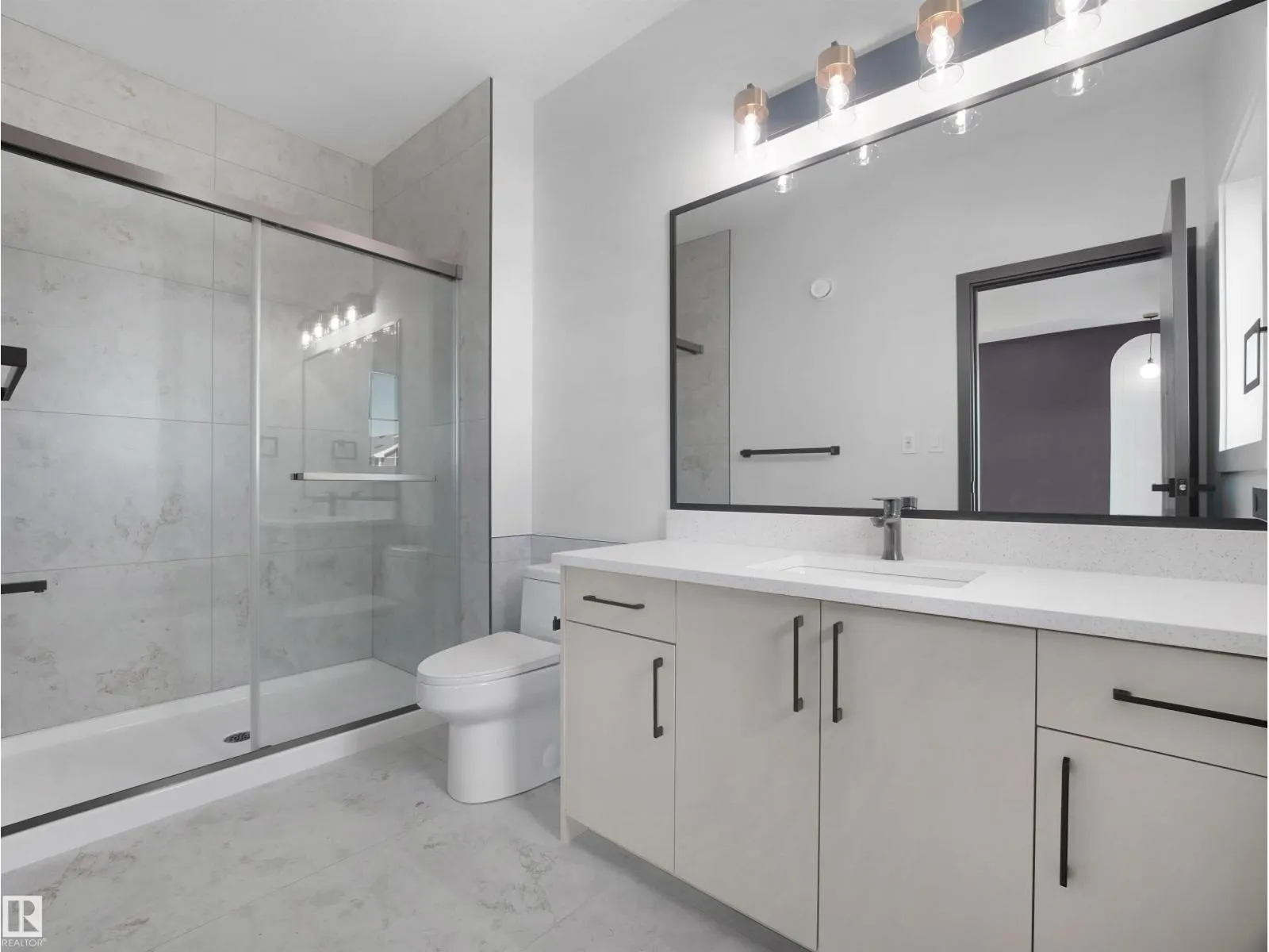 348 ROBERTS WD